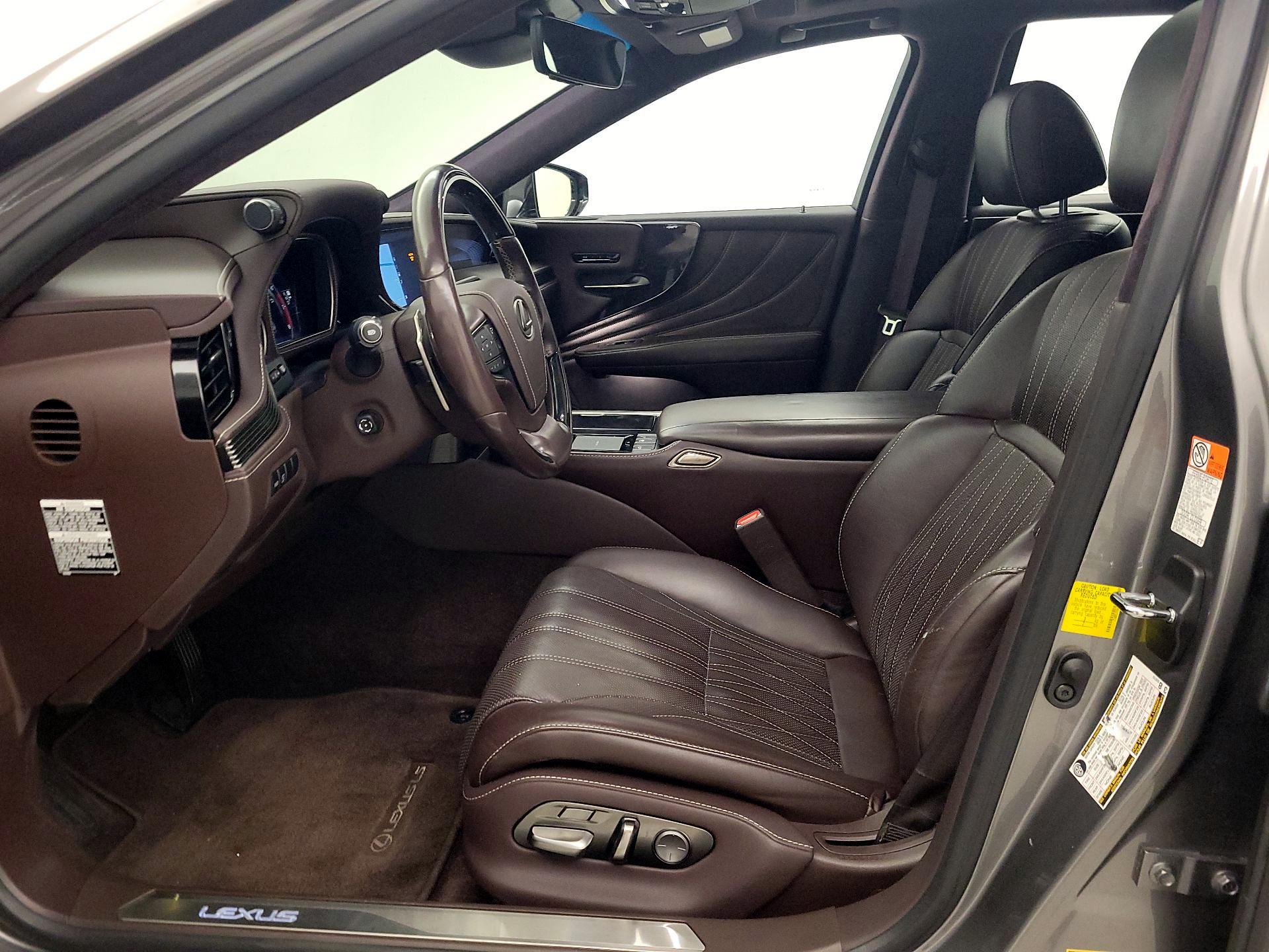 Thumbnail: 2019 Lexus LS - 11