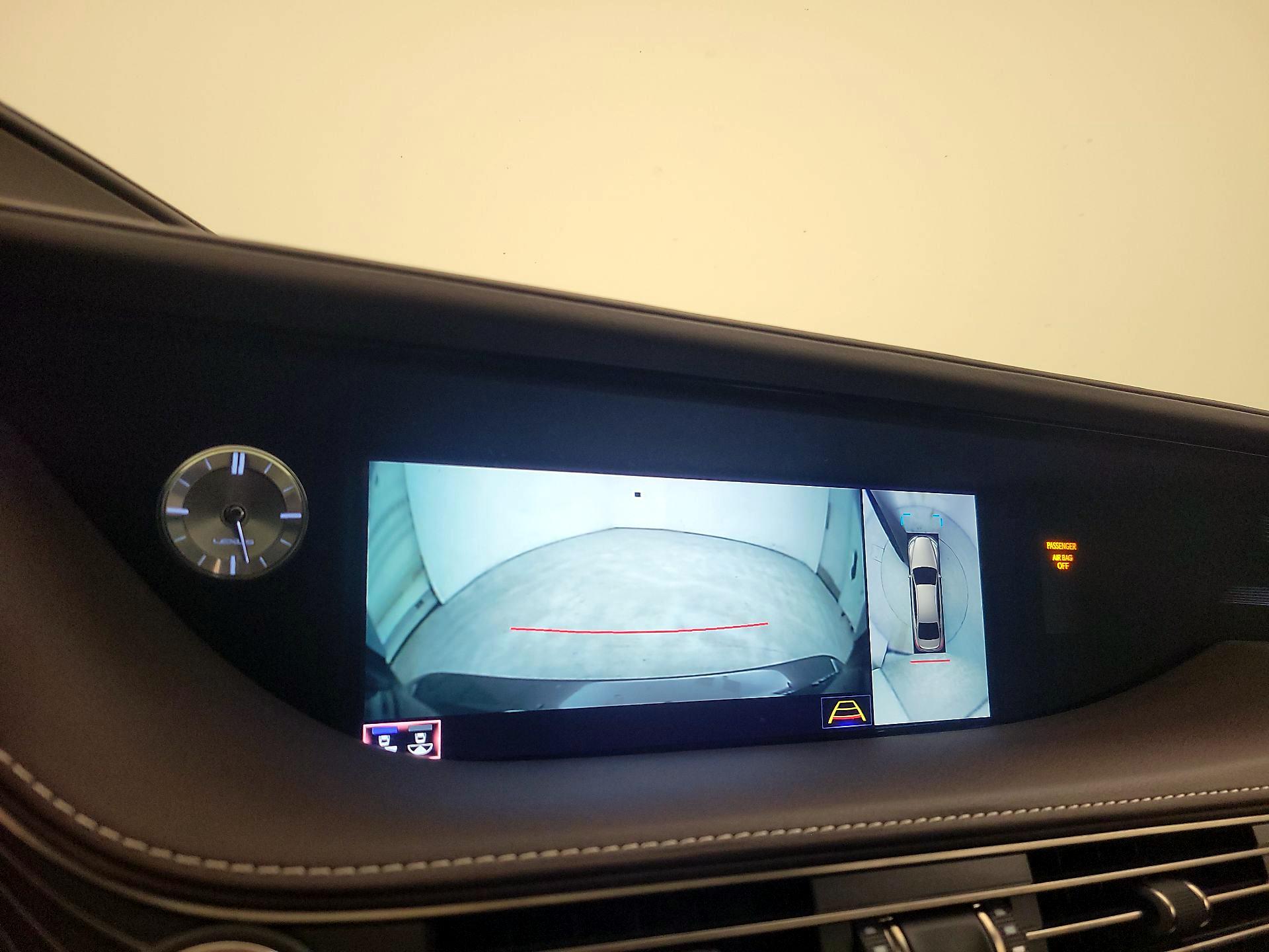 Thumbnail: 2019 Lexus LS - 15