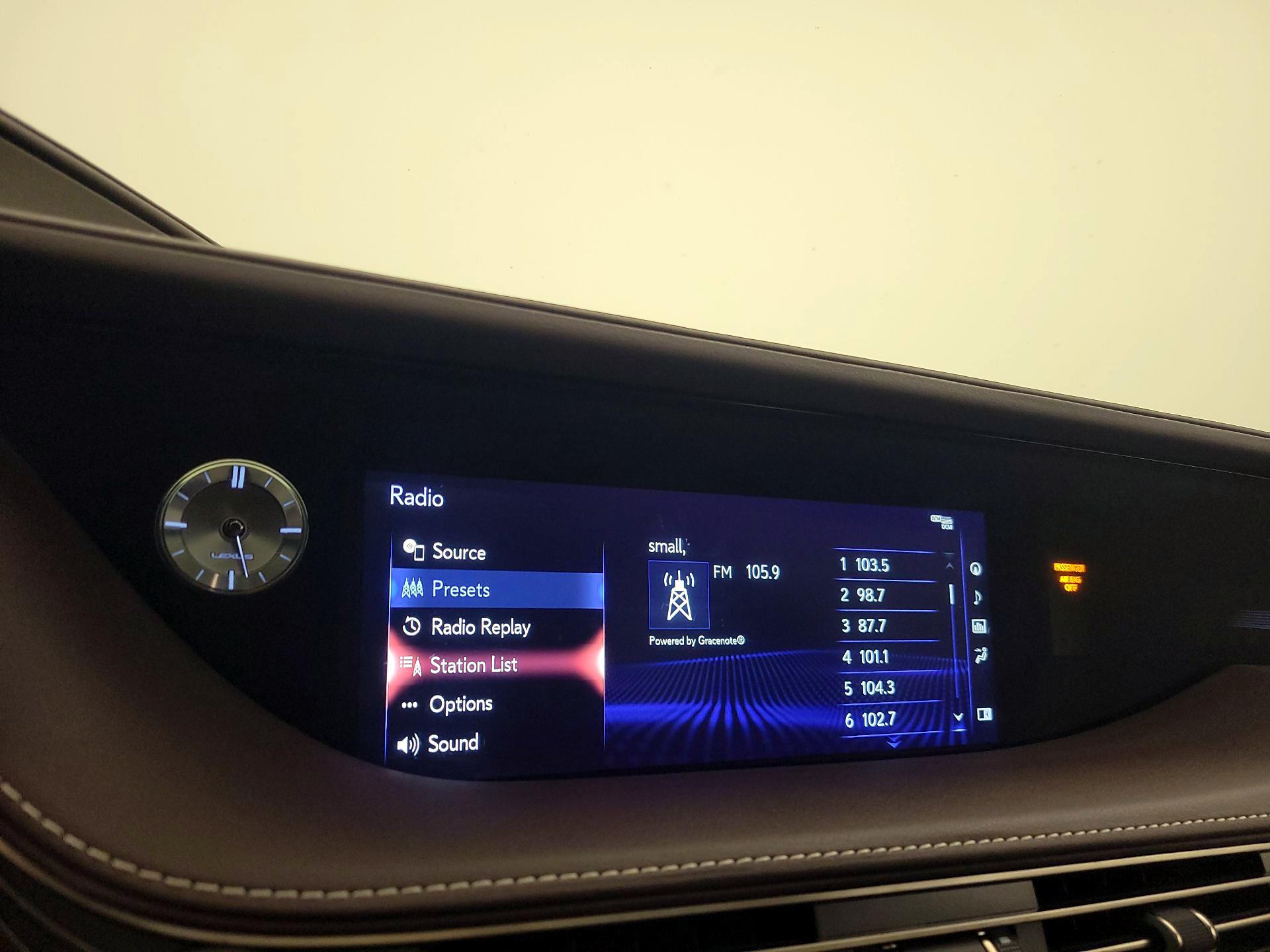 Thumbnail: 2019 Lexus LS - 16