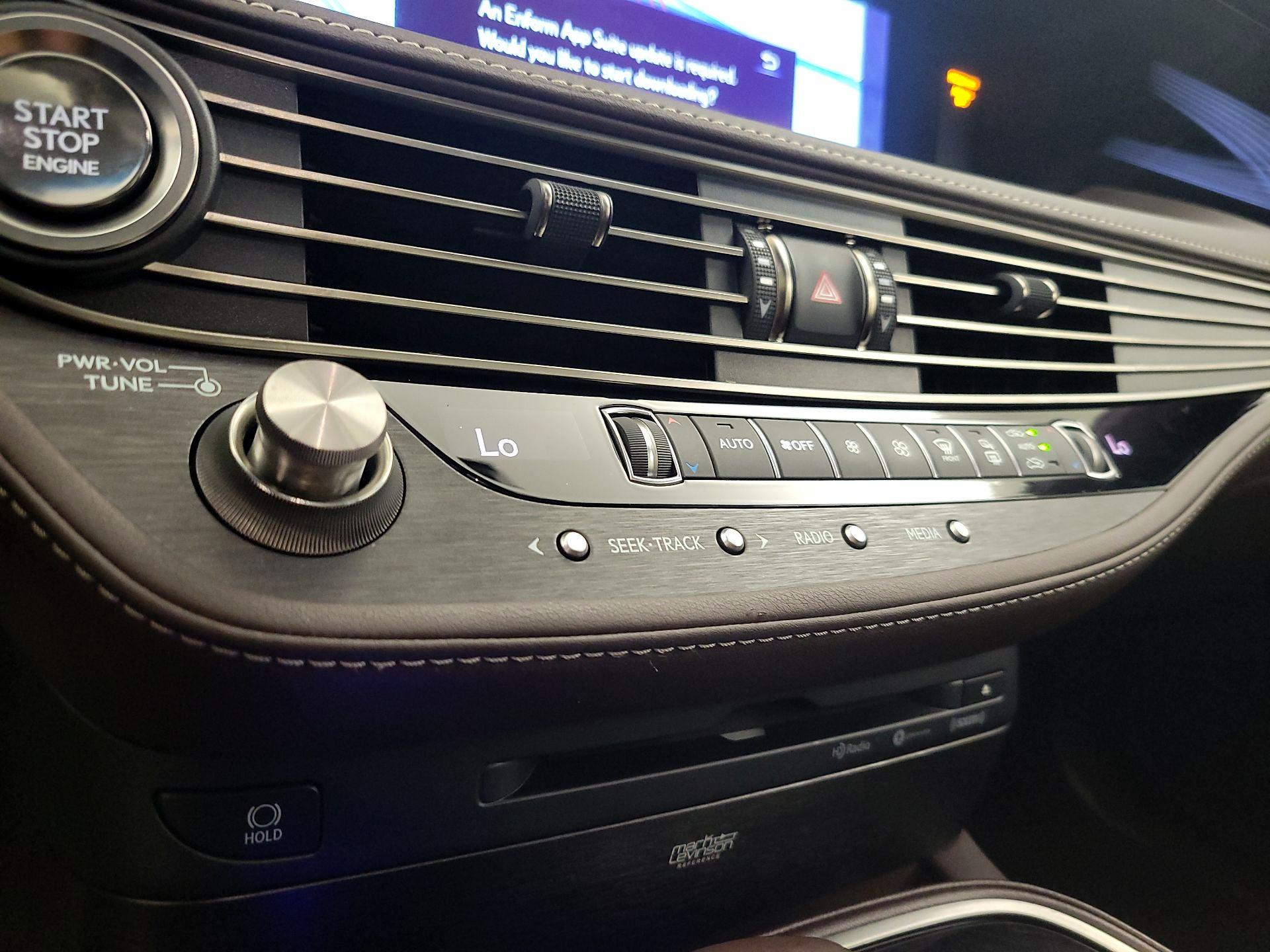 Thumbnail: 2019 Lexus LS - 17