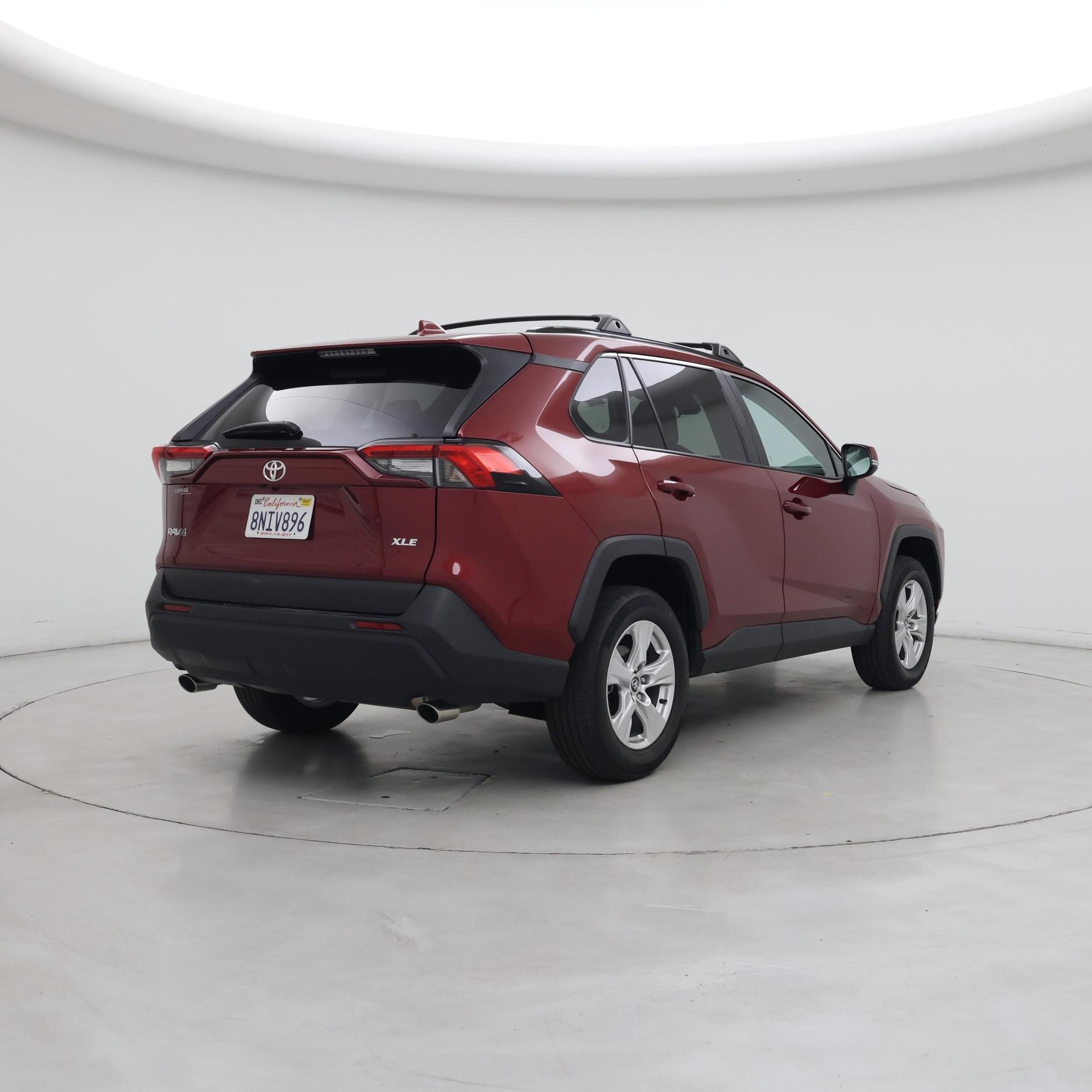 Thumbnail: 2020 Toyota RAV4 - 8