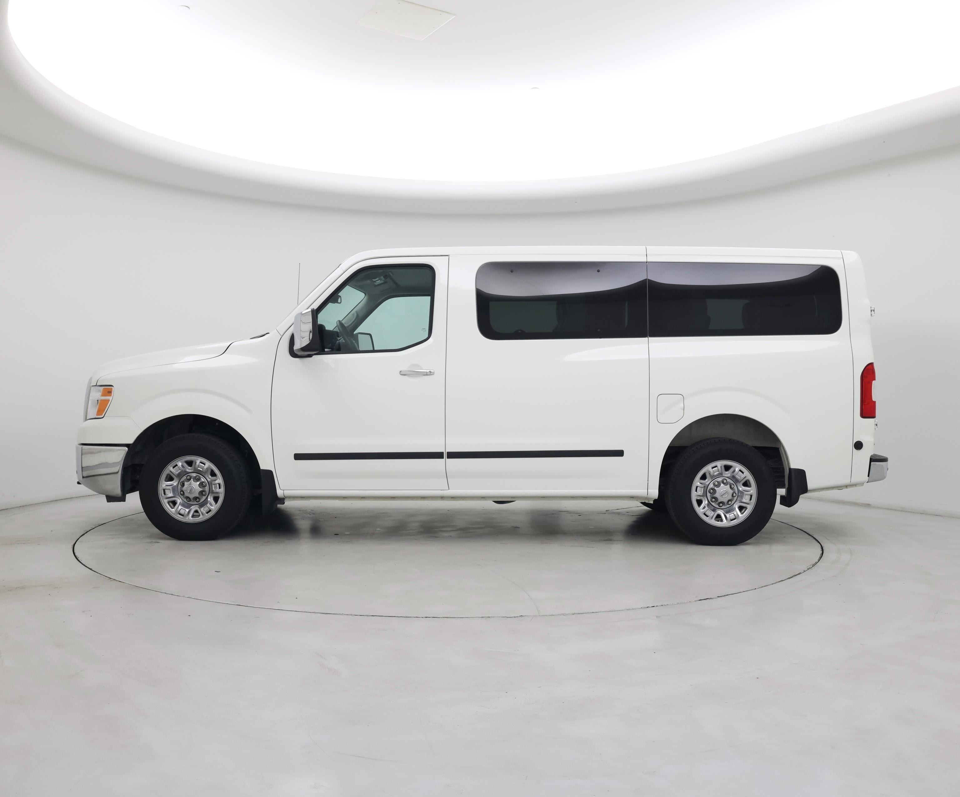 Thumbnail: 2018 Nissan NV - 3