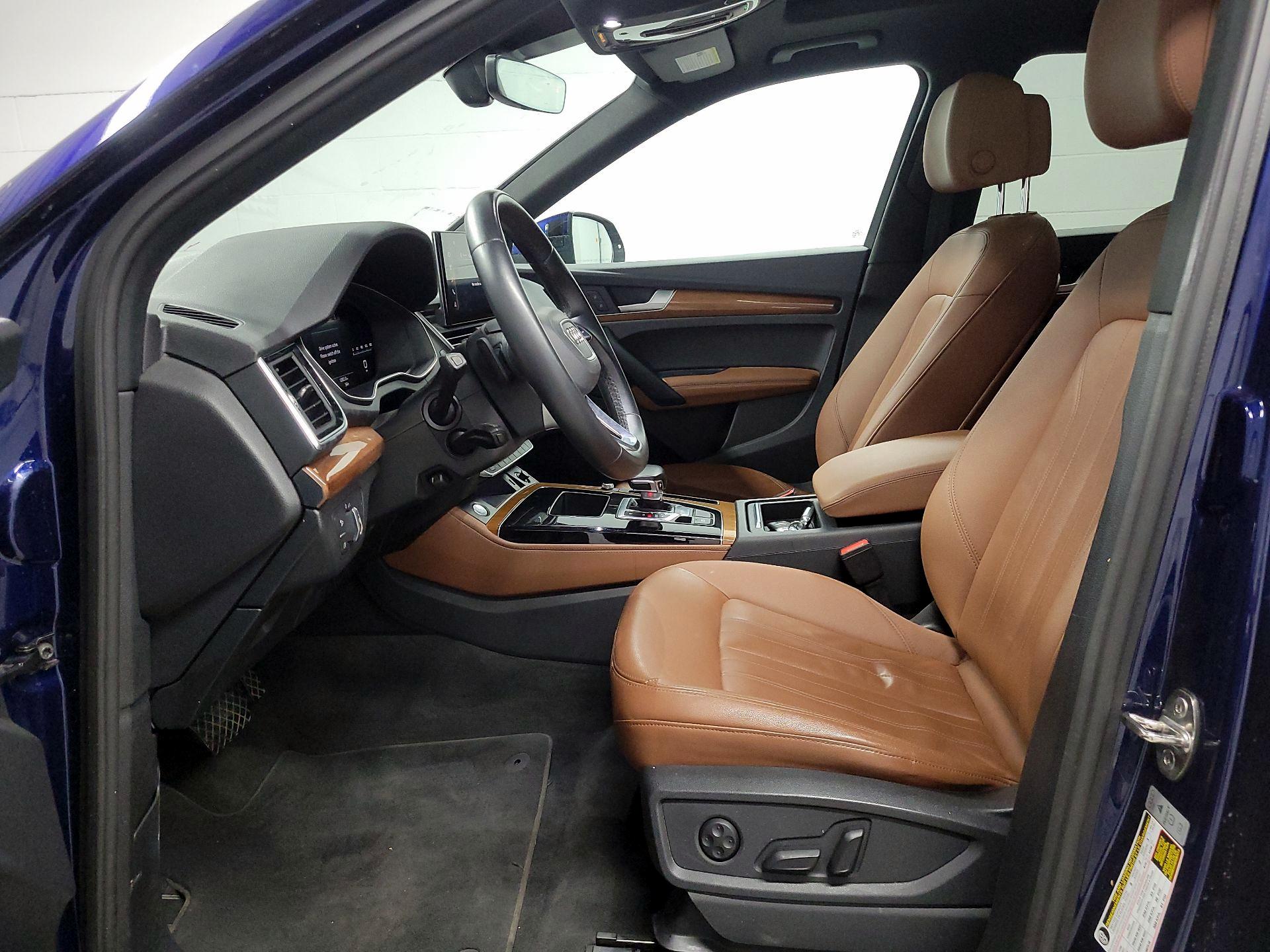 Thumbnail: 2022 Audi Q5 - 11