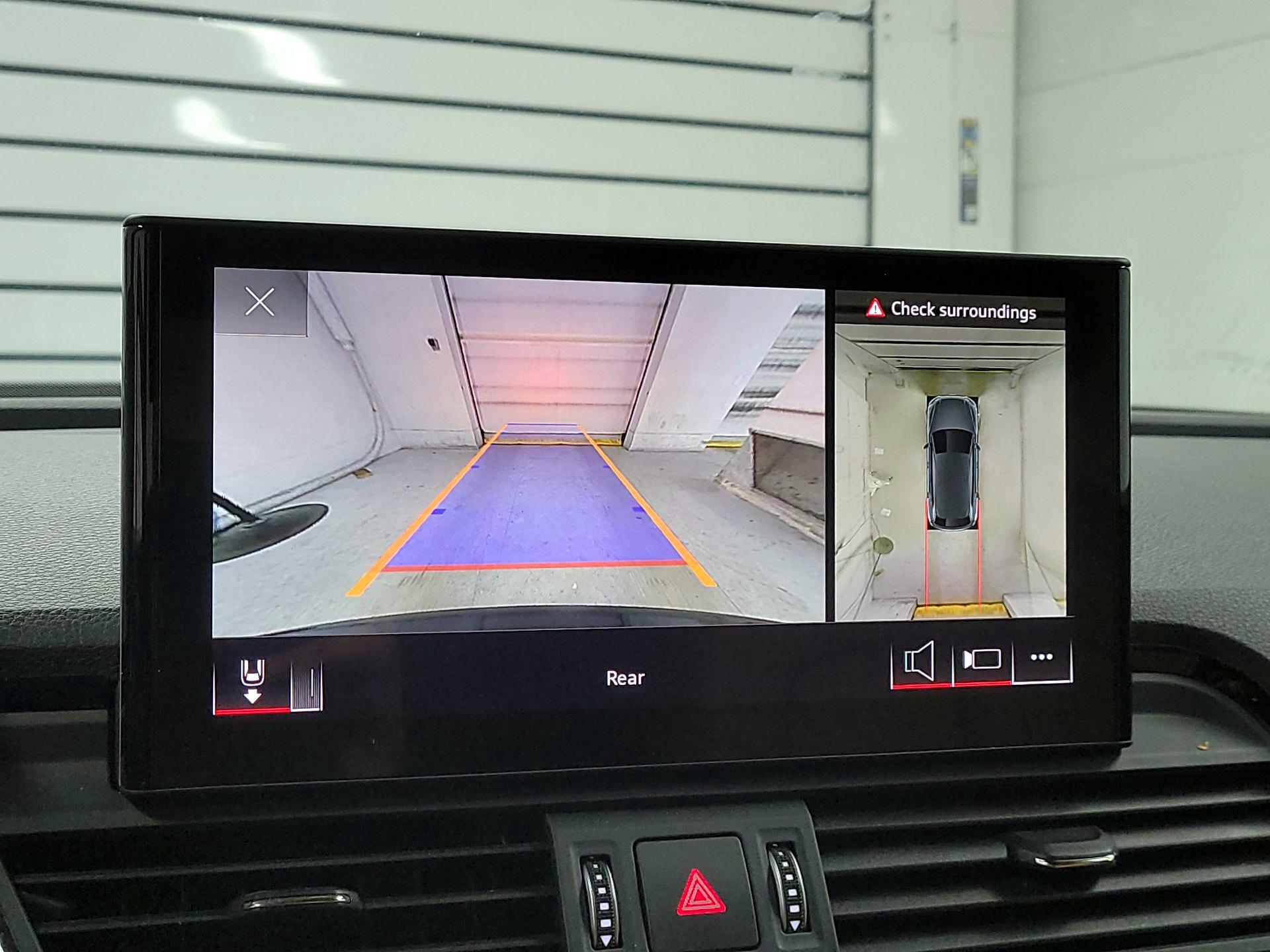 Thumbnail: 2022 Audi Q5 - 14