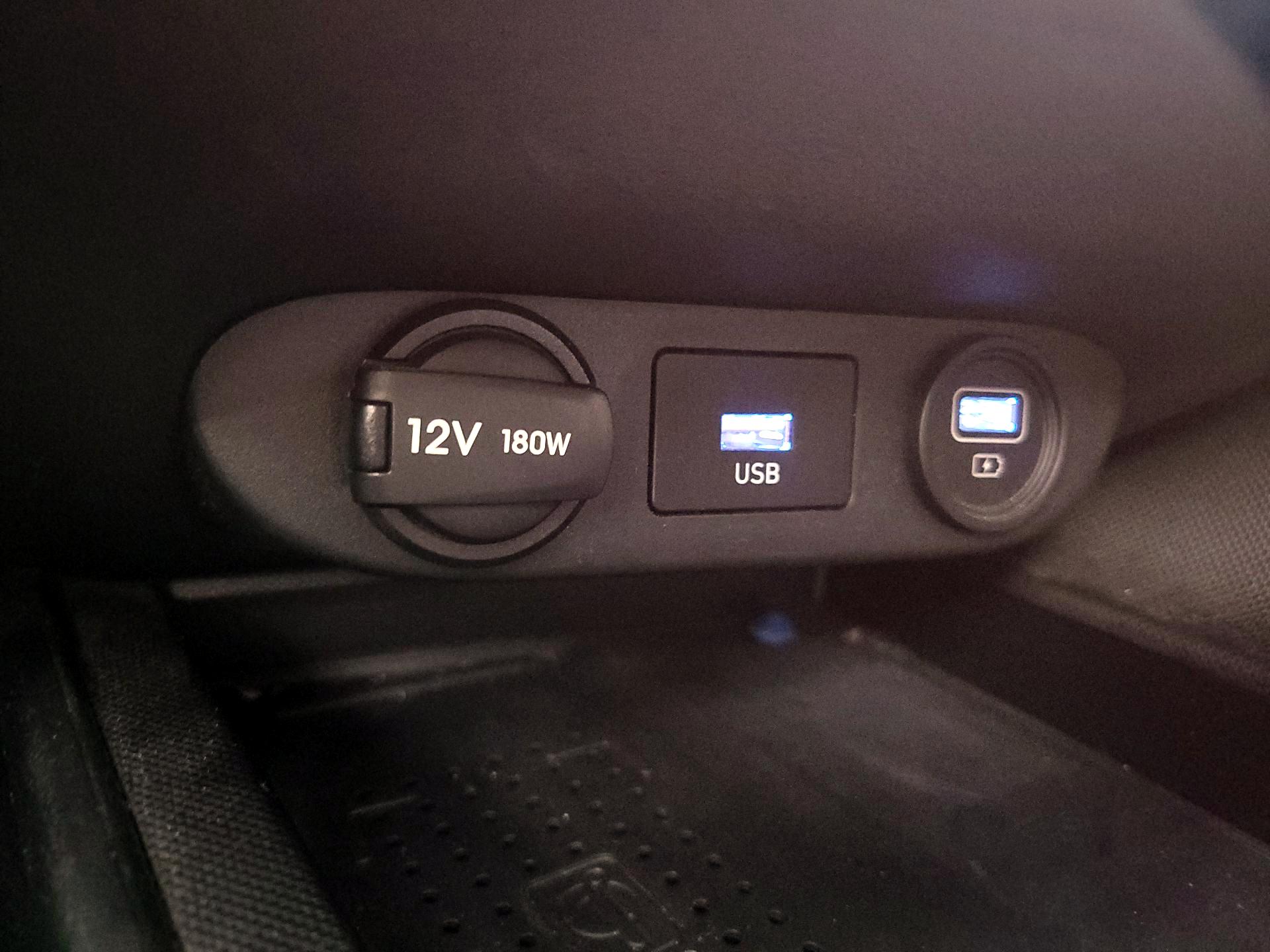 Thumbnail: 2023 Hyundai Elantra - 19