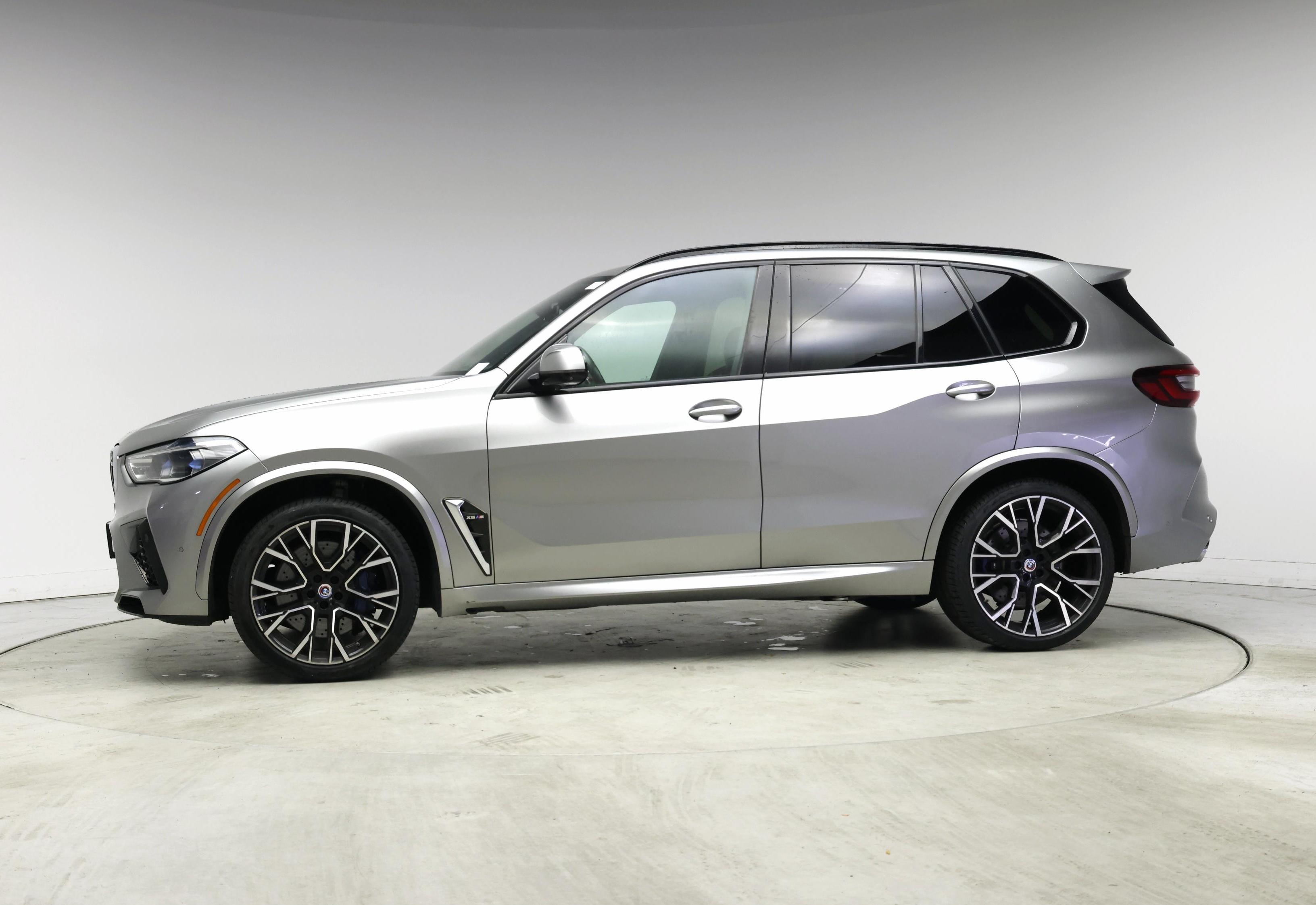 Thumbnail: 2022 BMW X5 - 3