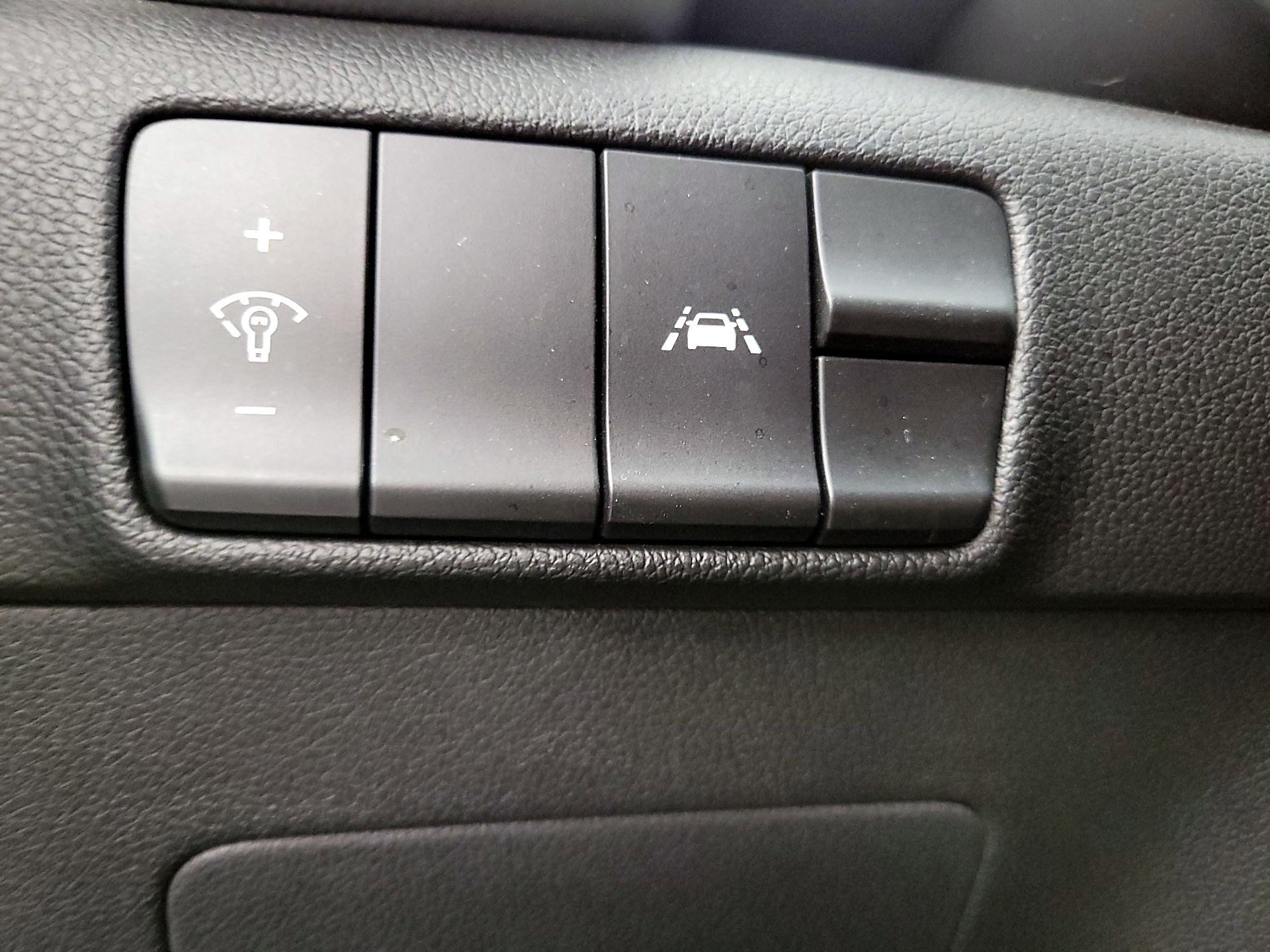 Thumbnail: 2022 Kia Sportage - 13