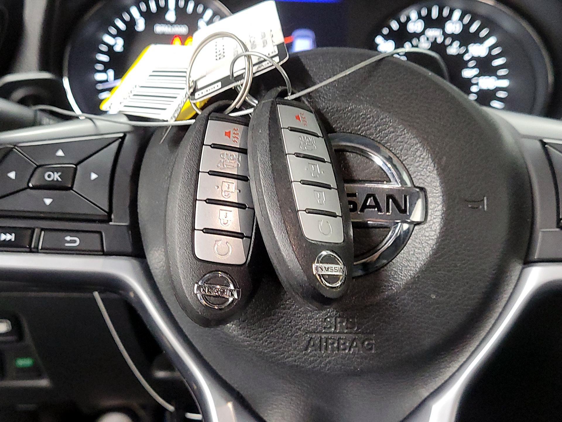 Thumbnail: 2018 Nissan Rogue - 20