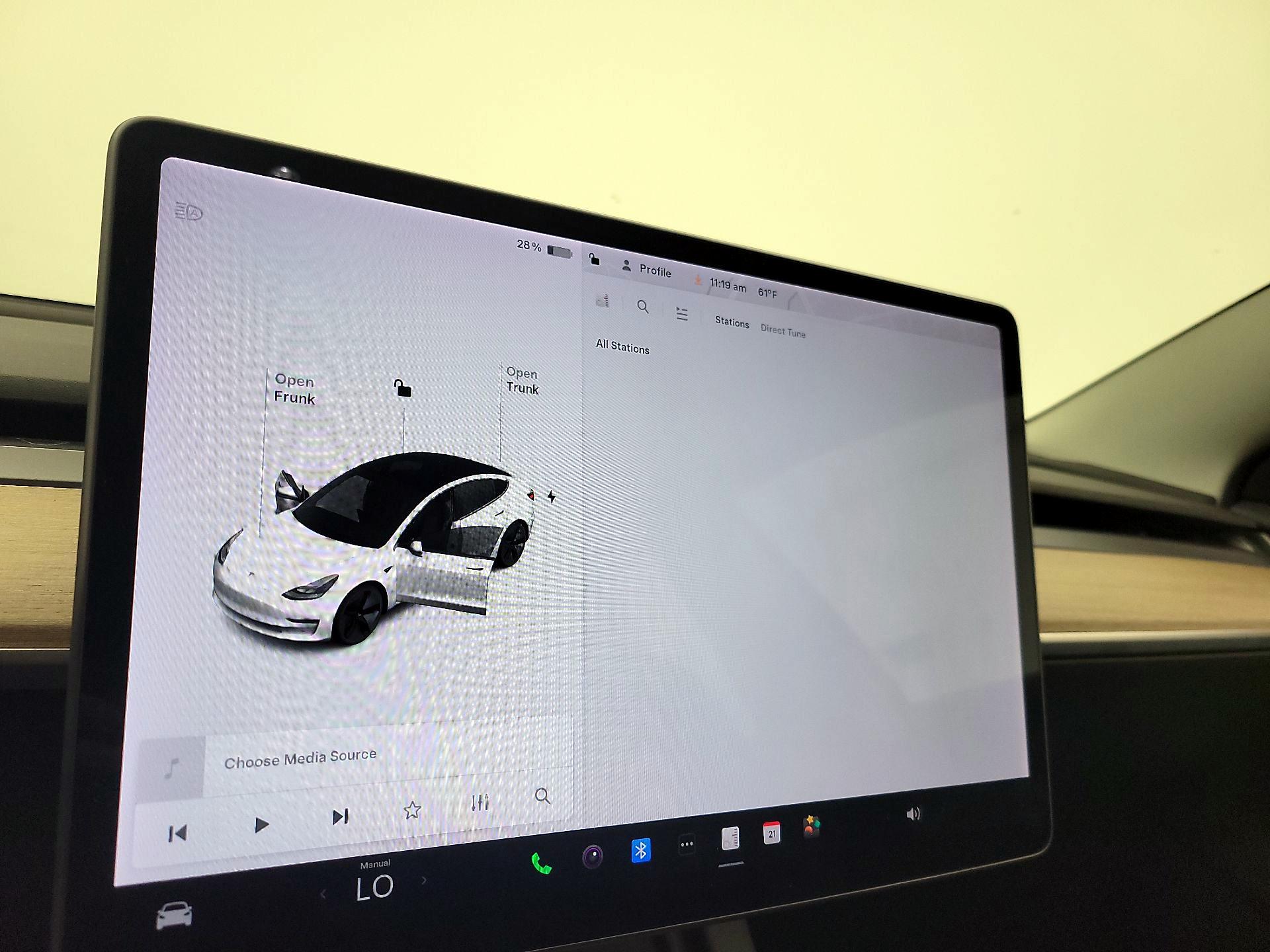 Thumbnail: 2021 Tesla Model 3 - 15