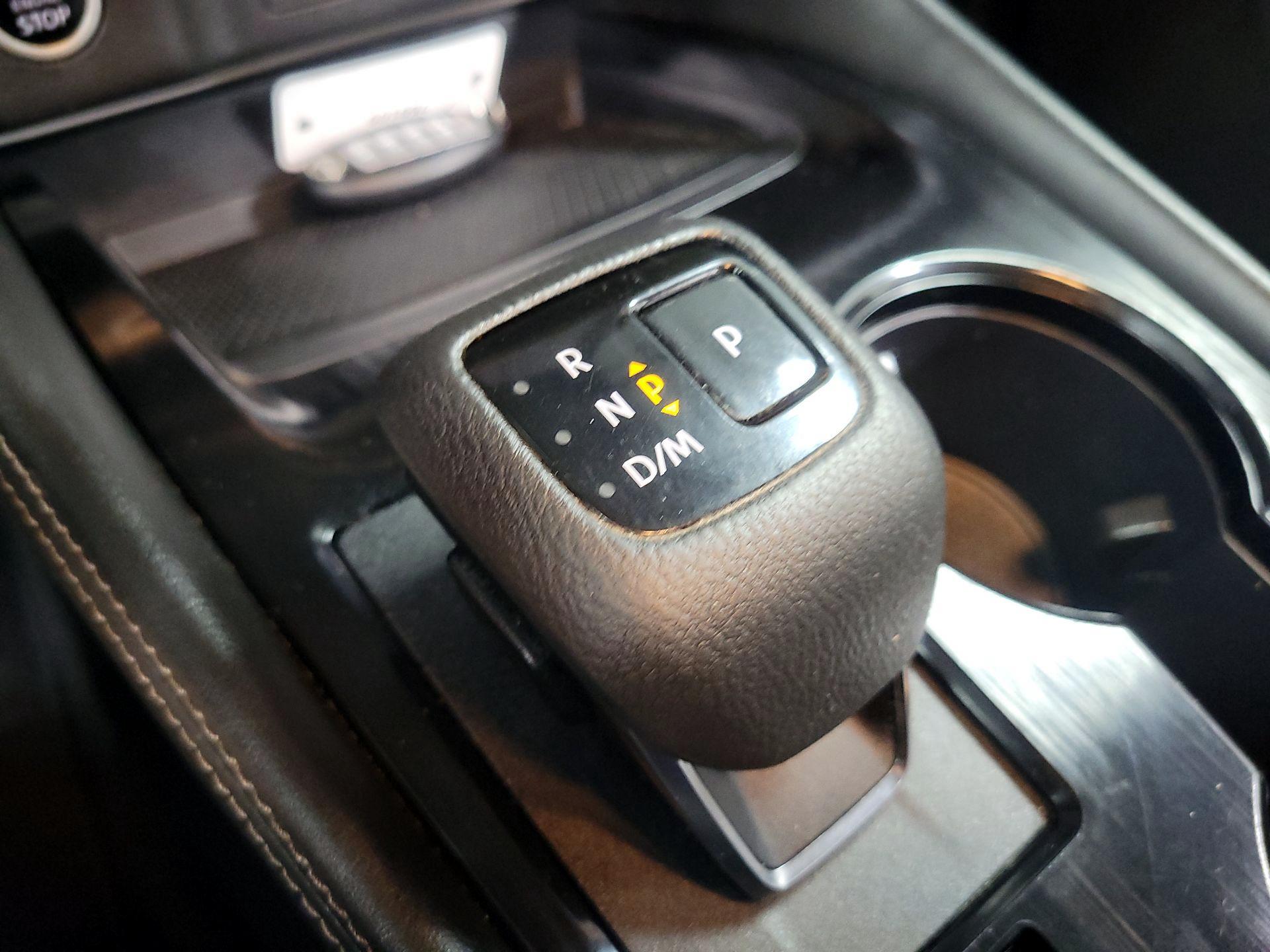 Thumbnail: 2022 Nissan Rogue - 16