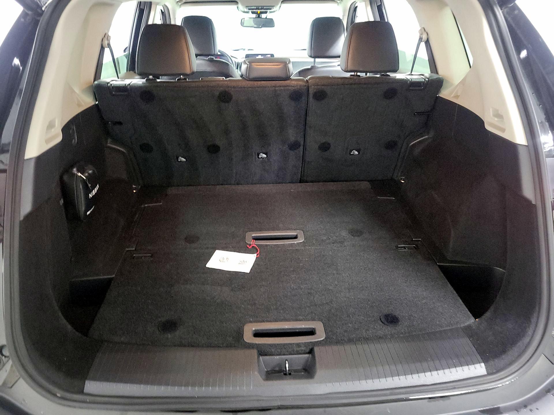 Thumbnail: 2022 Nissan Rogue - 18