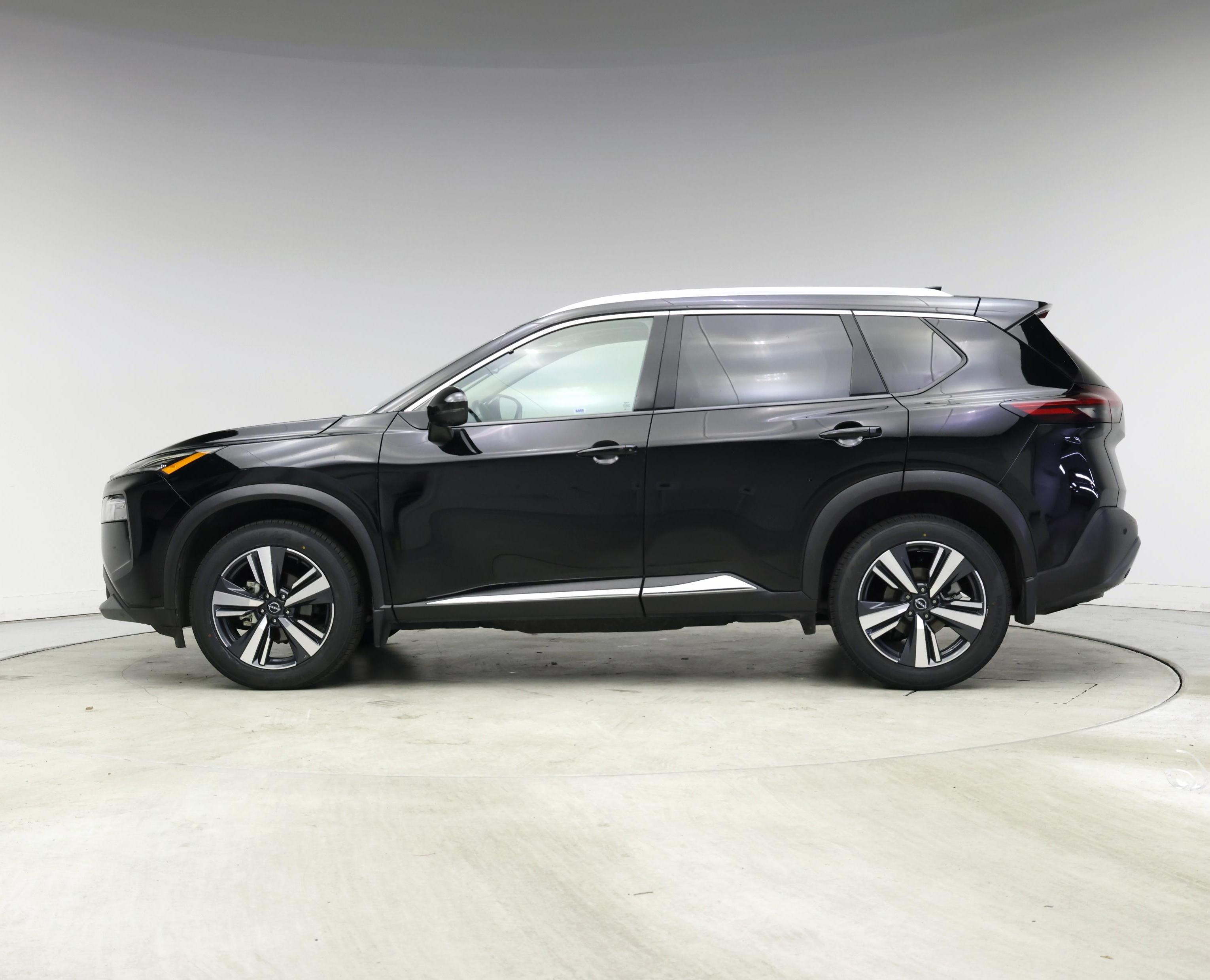 Thumbnail: 2022 Nissan Rogue - 3