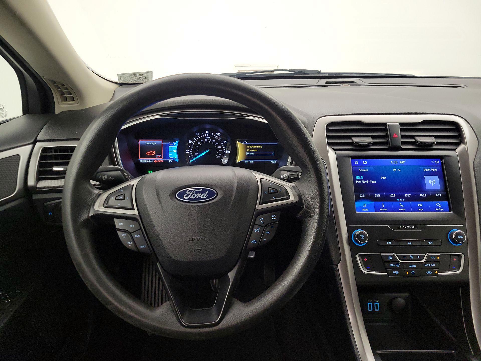 Thumbnail: 2020 Ford Fusion - 10