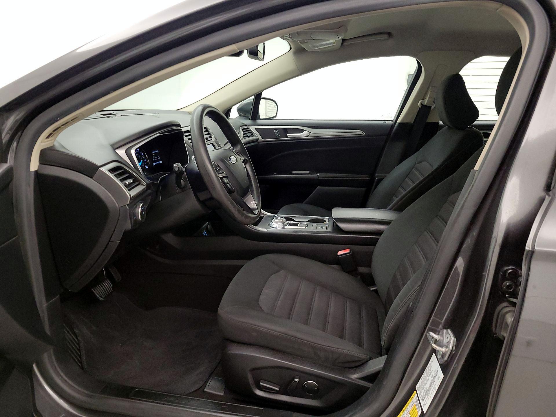 Thumbnail: 2020 Ford Fusion - 11