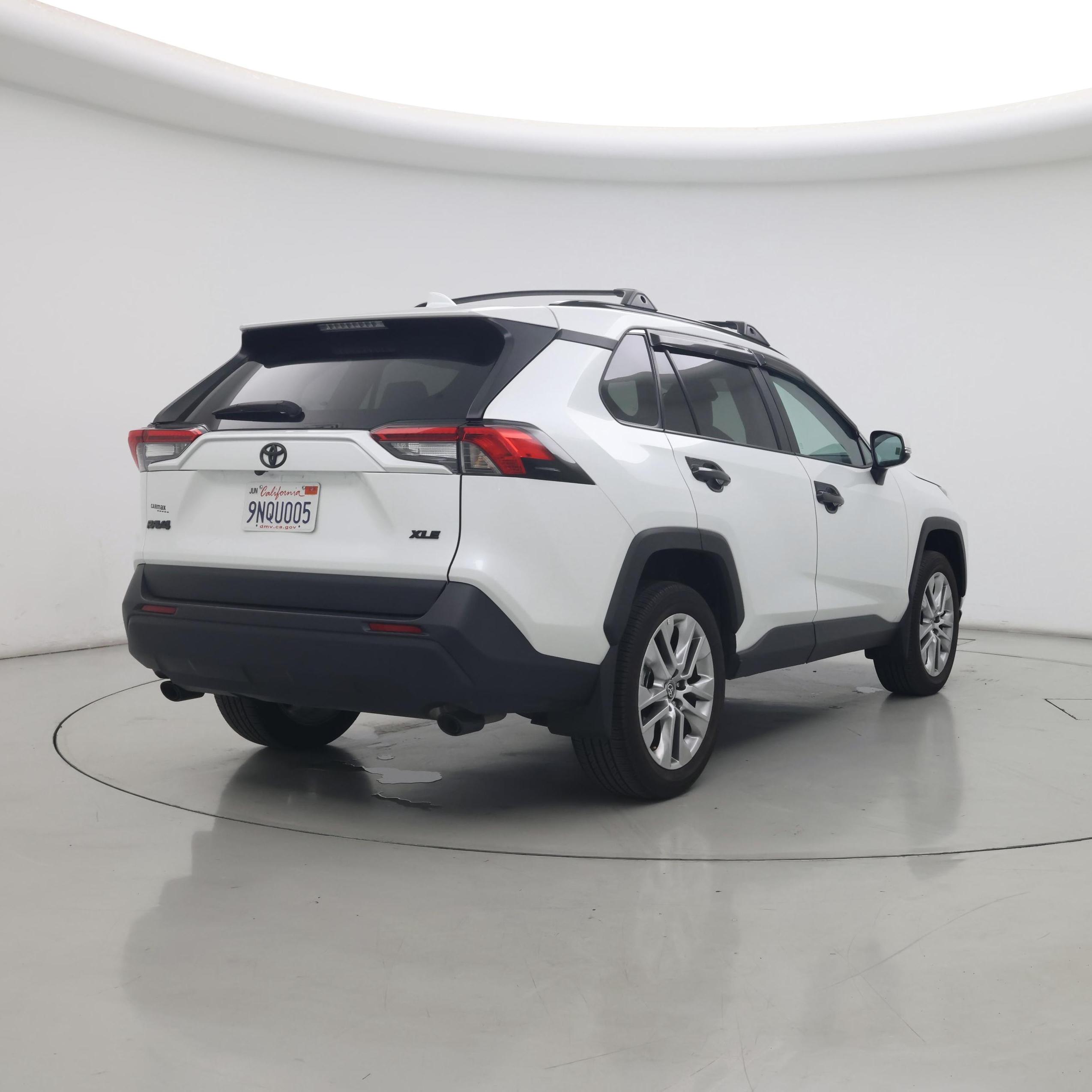 Thumbnail: 2024 Toyota RAV4 - 8