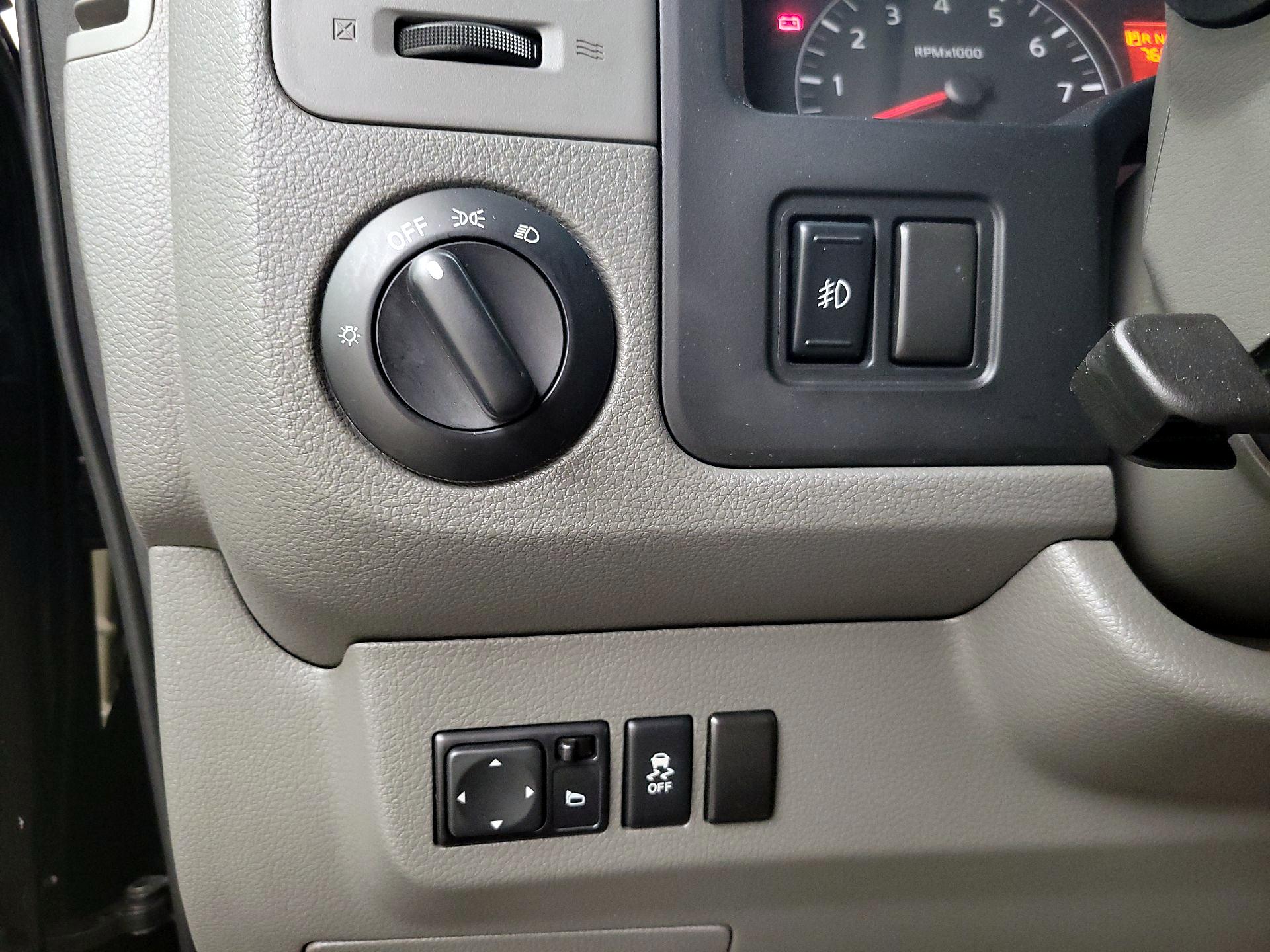 Thumbnail: 2019 Nissan NV - 13