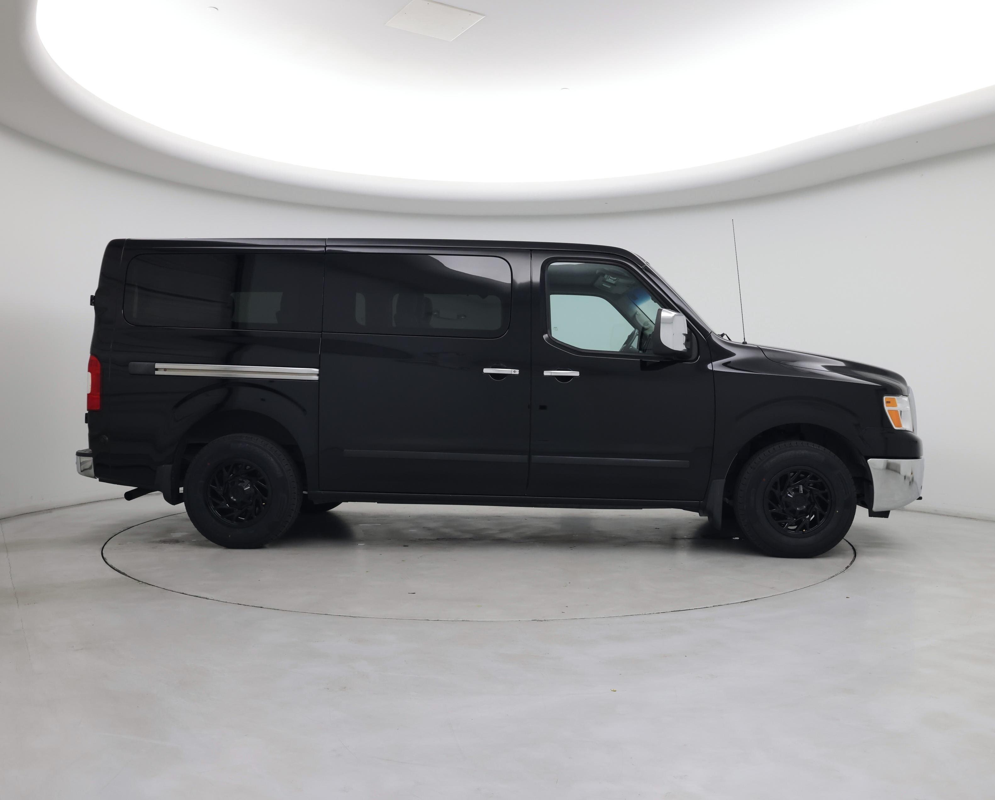 Thumbnail: 2019 Nissan NV - 7