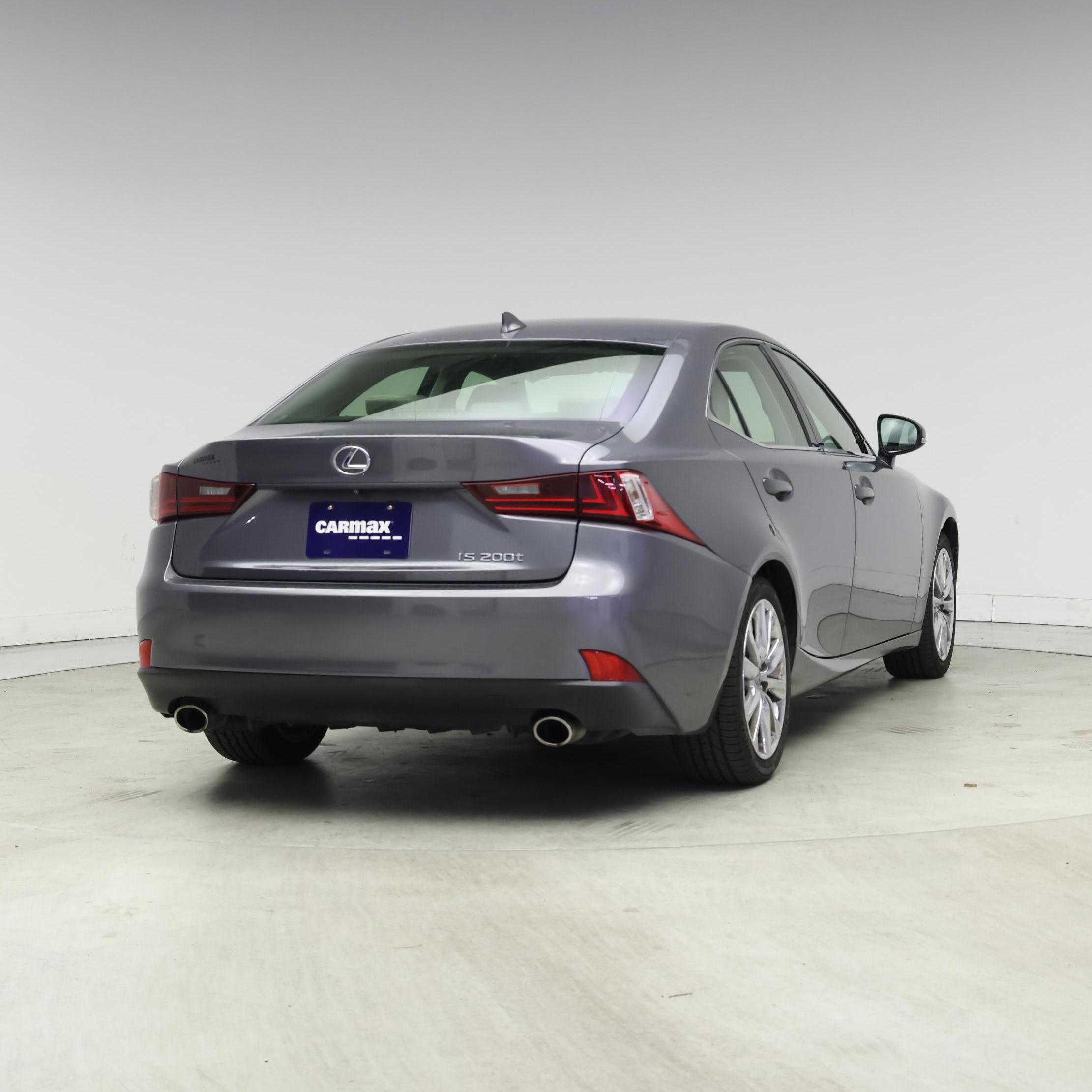 Thumbnail: 2016 Lexus IS - 8