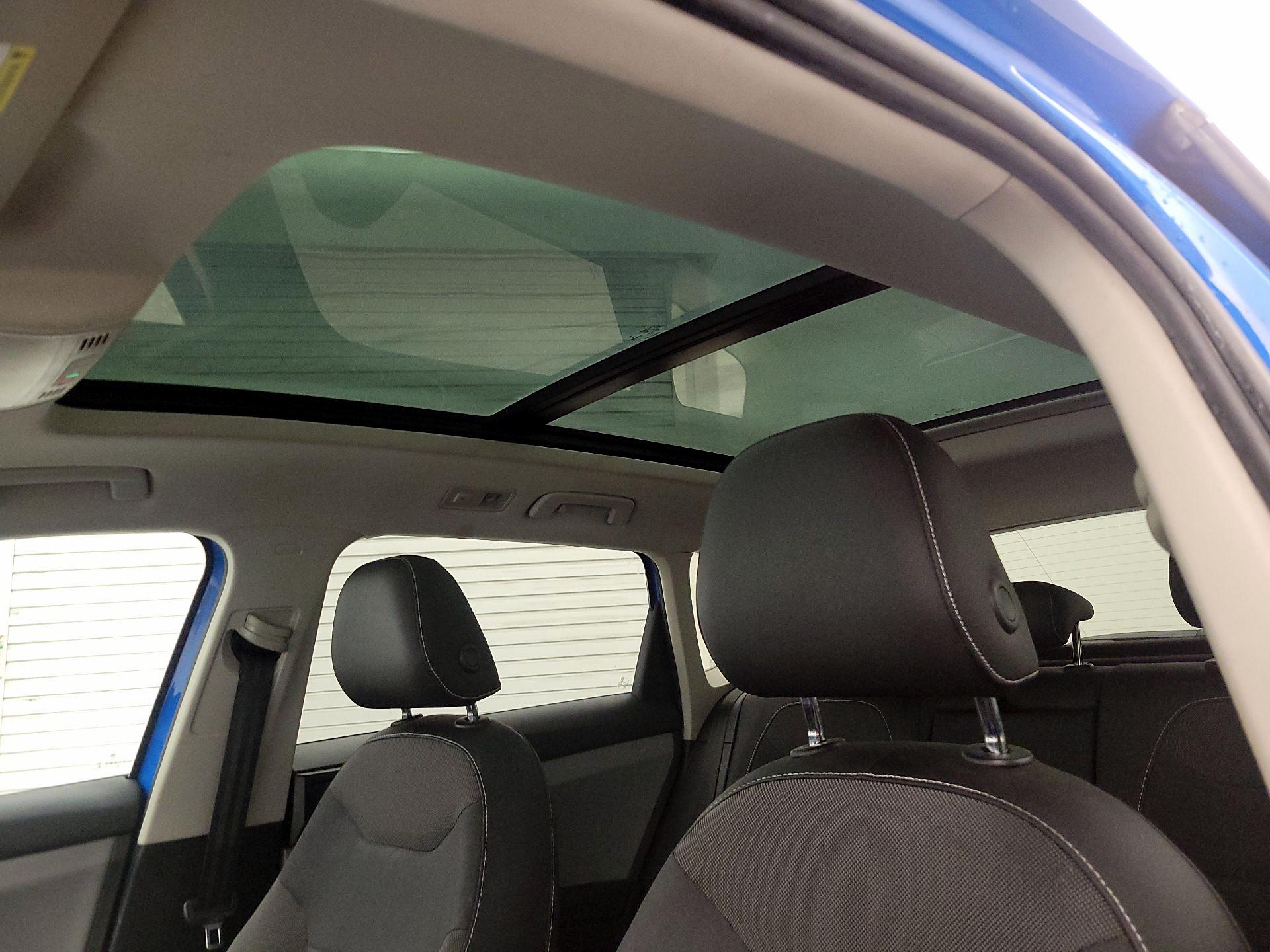 Thumbnail: 2022 Volkswagen Taos - 19