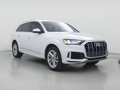 White 2023 Audi Q7 Premium Plus
