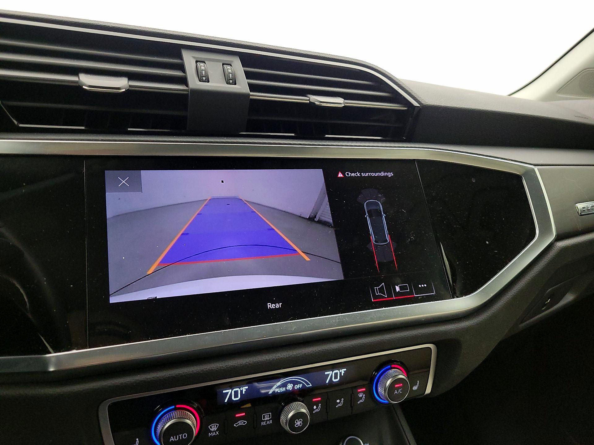 Thumbnail: 2023 Audi Q3 - 14