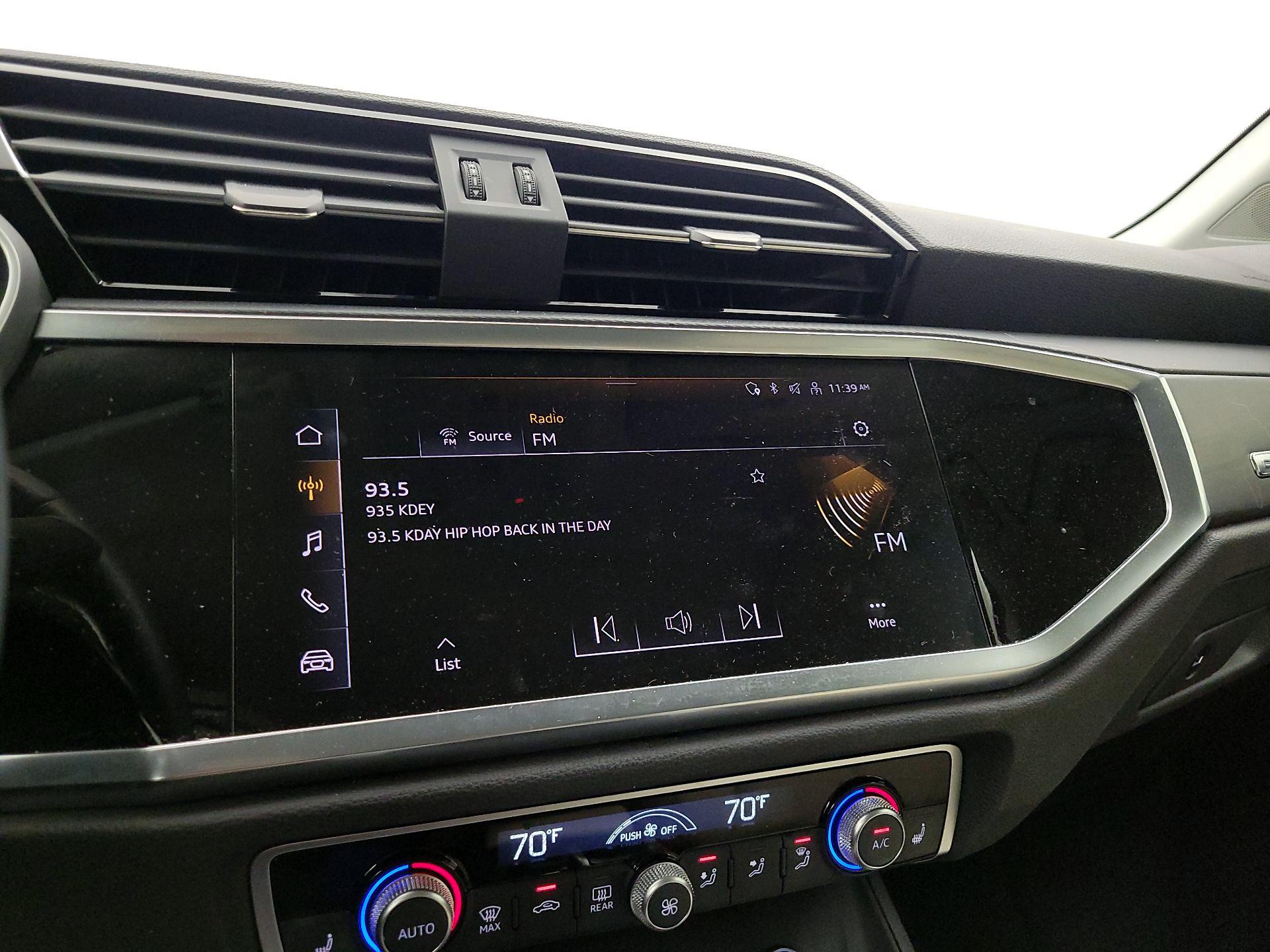 Thumbnail: 2023 Audi Q3 - 15