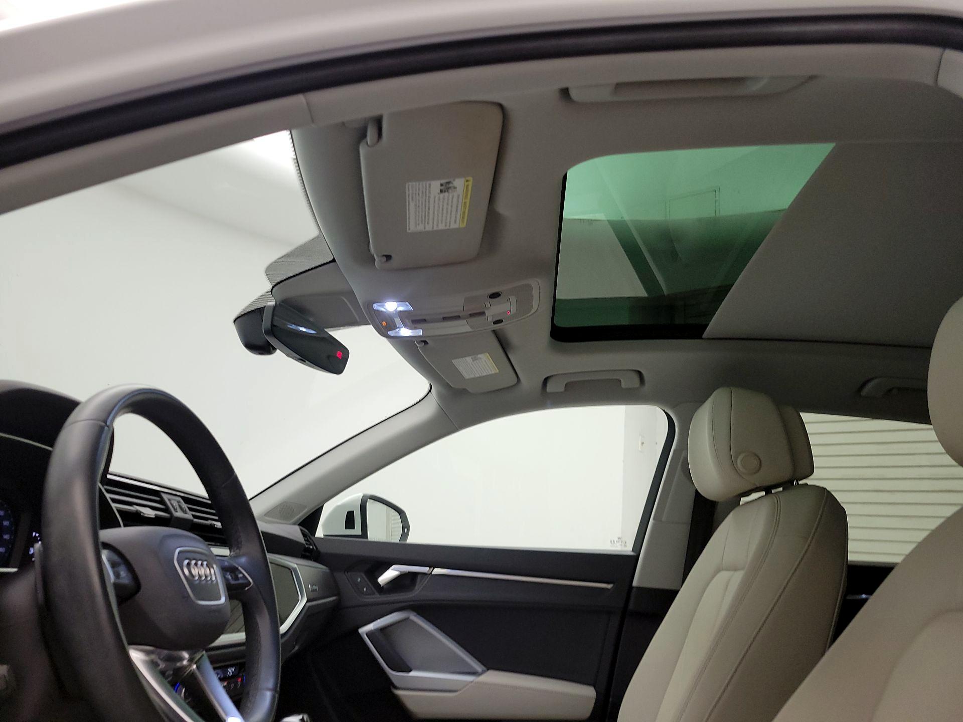 Thumbnail: 2023 Audi Q3 - 19