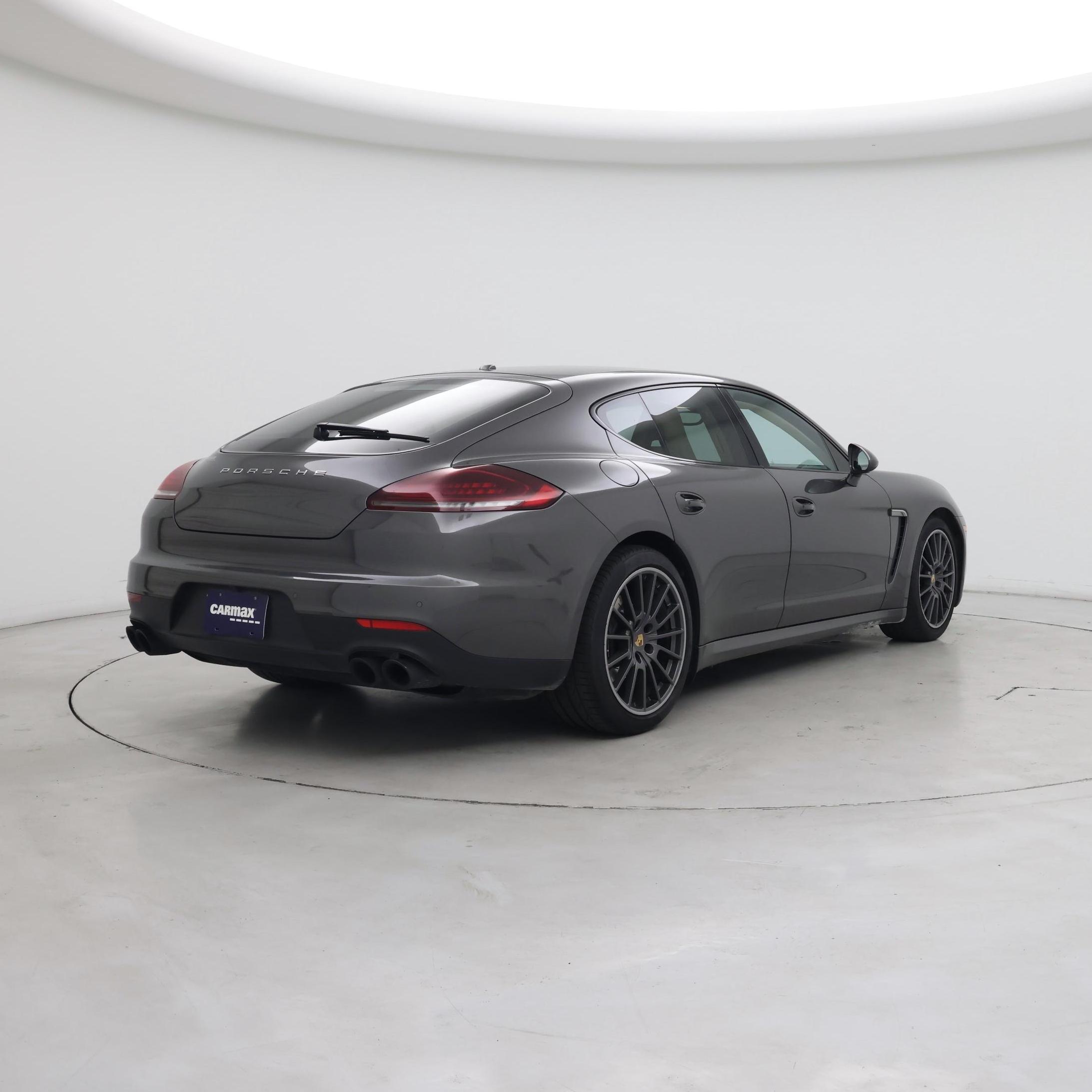 Thumbnail: 2016 Porsche Panamera - 8