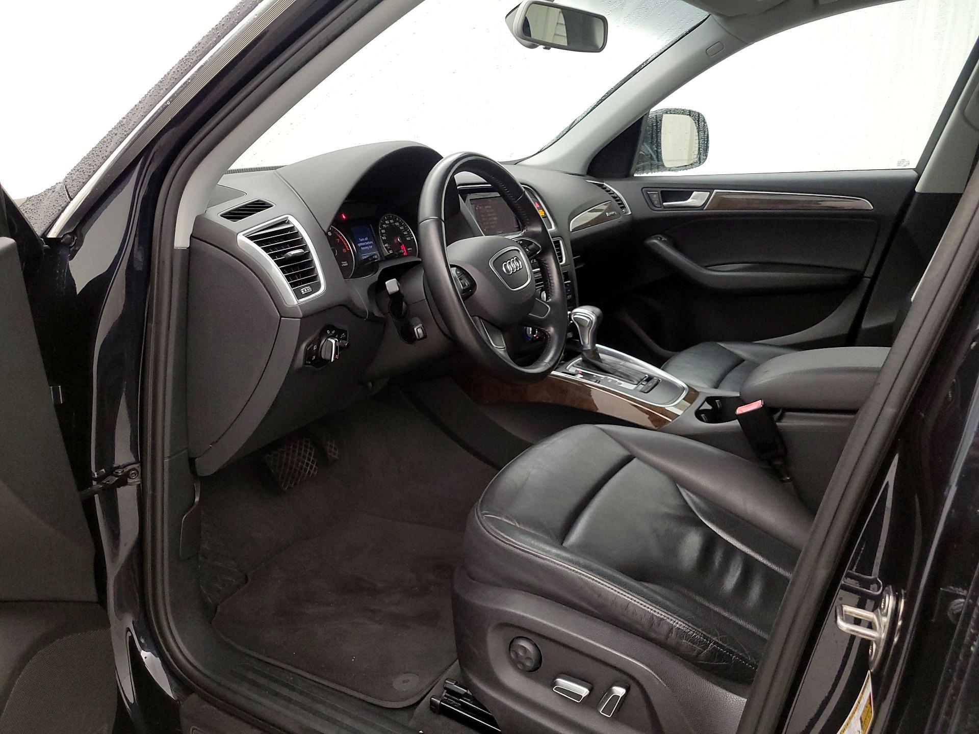 Thumbnail: 2016 Audi Q5 - 11