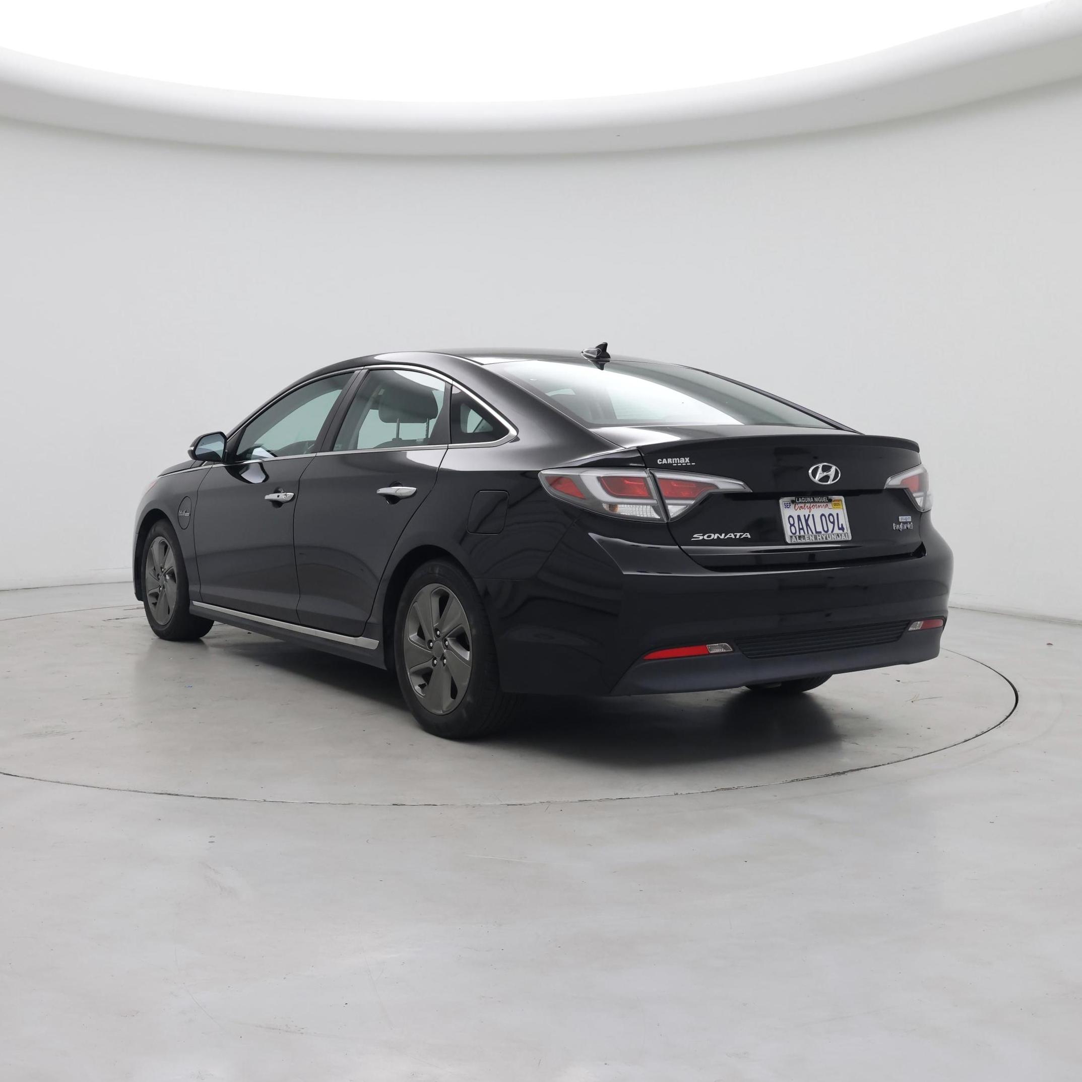 Thumbnail: 2017 Hyundai Sonata - 2