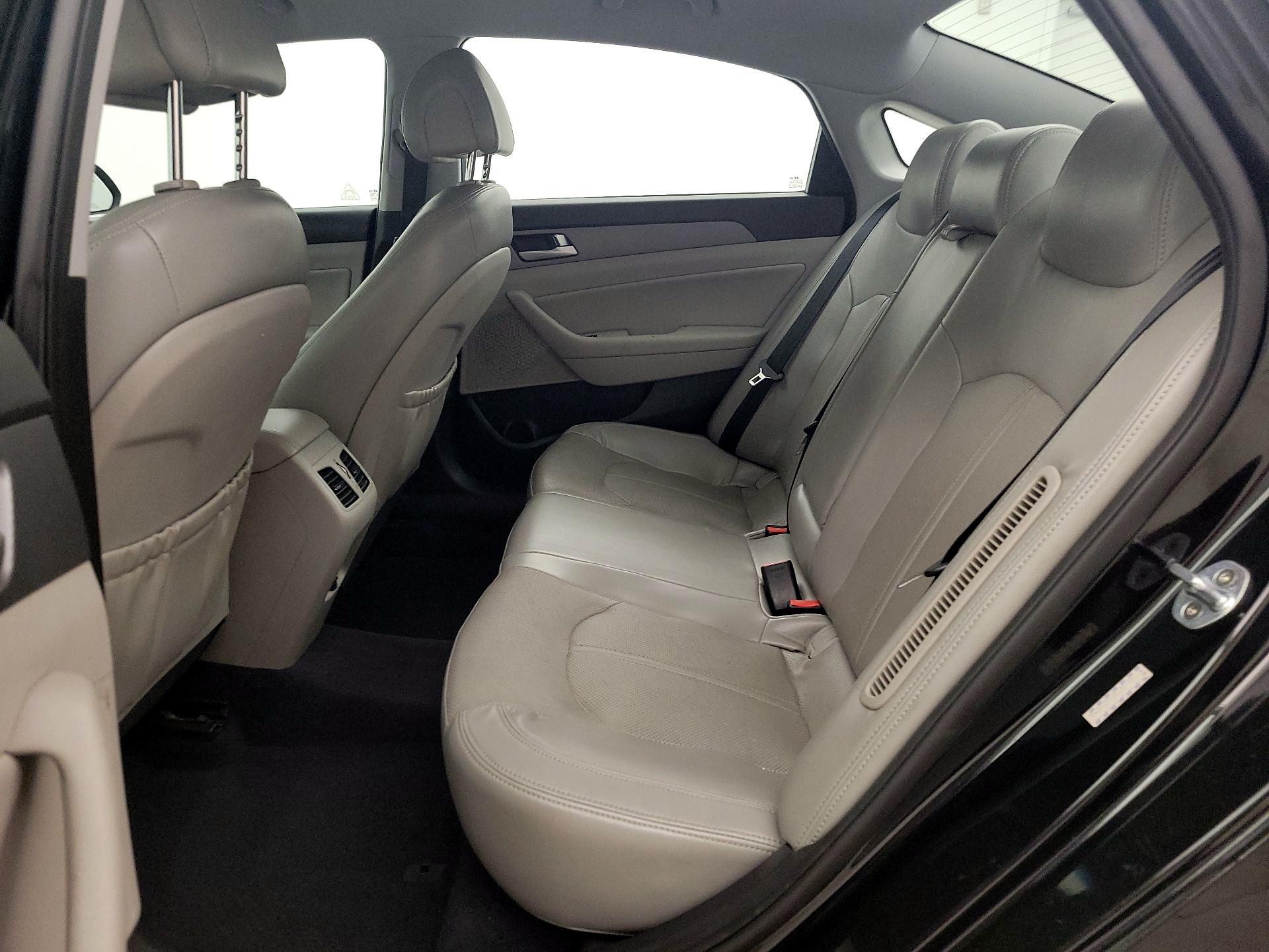 Thumbnail: 2017 Hyundai Sonata - 19