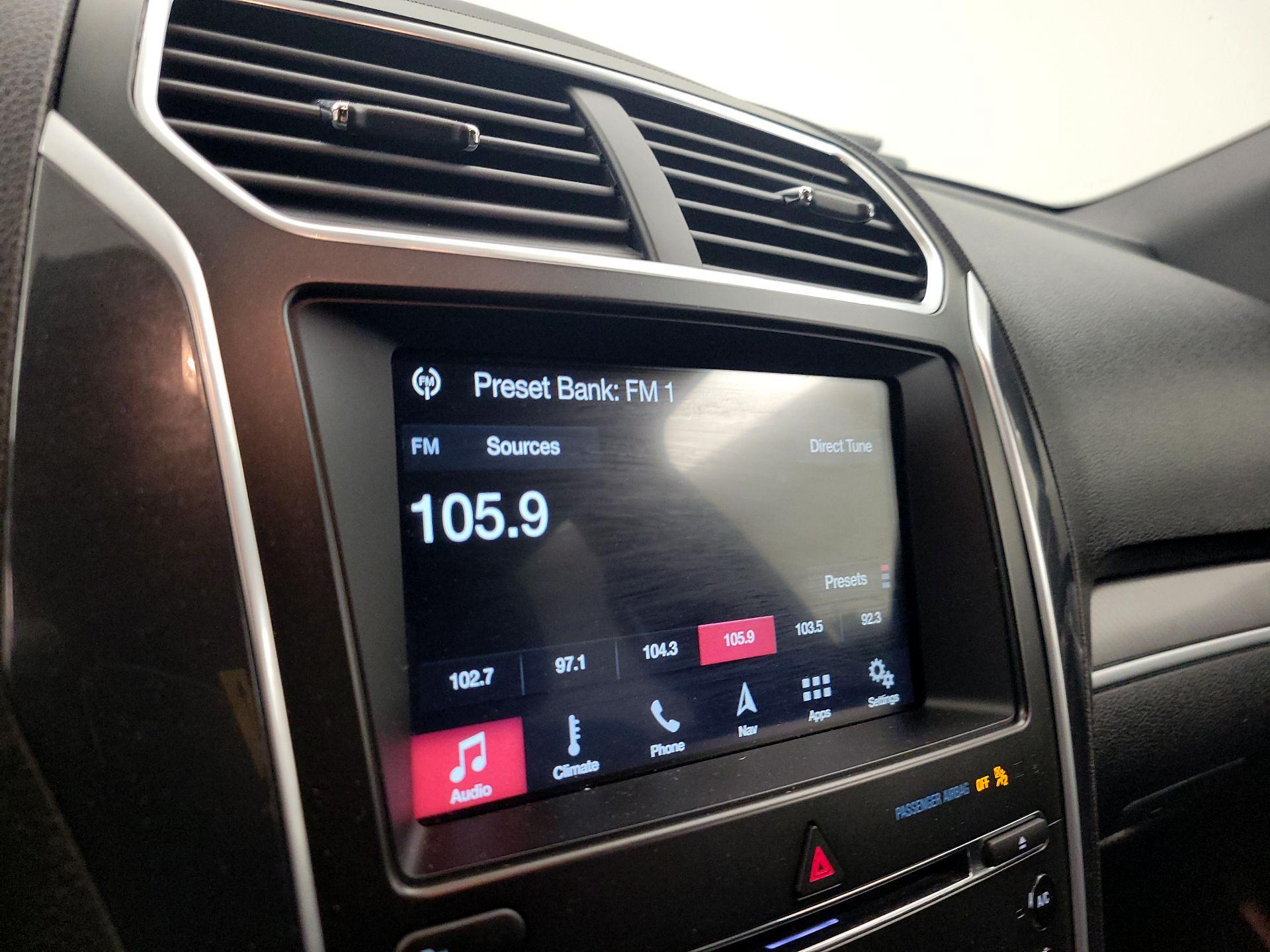 Thumbnail: 2018 Ford Explorer - 16