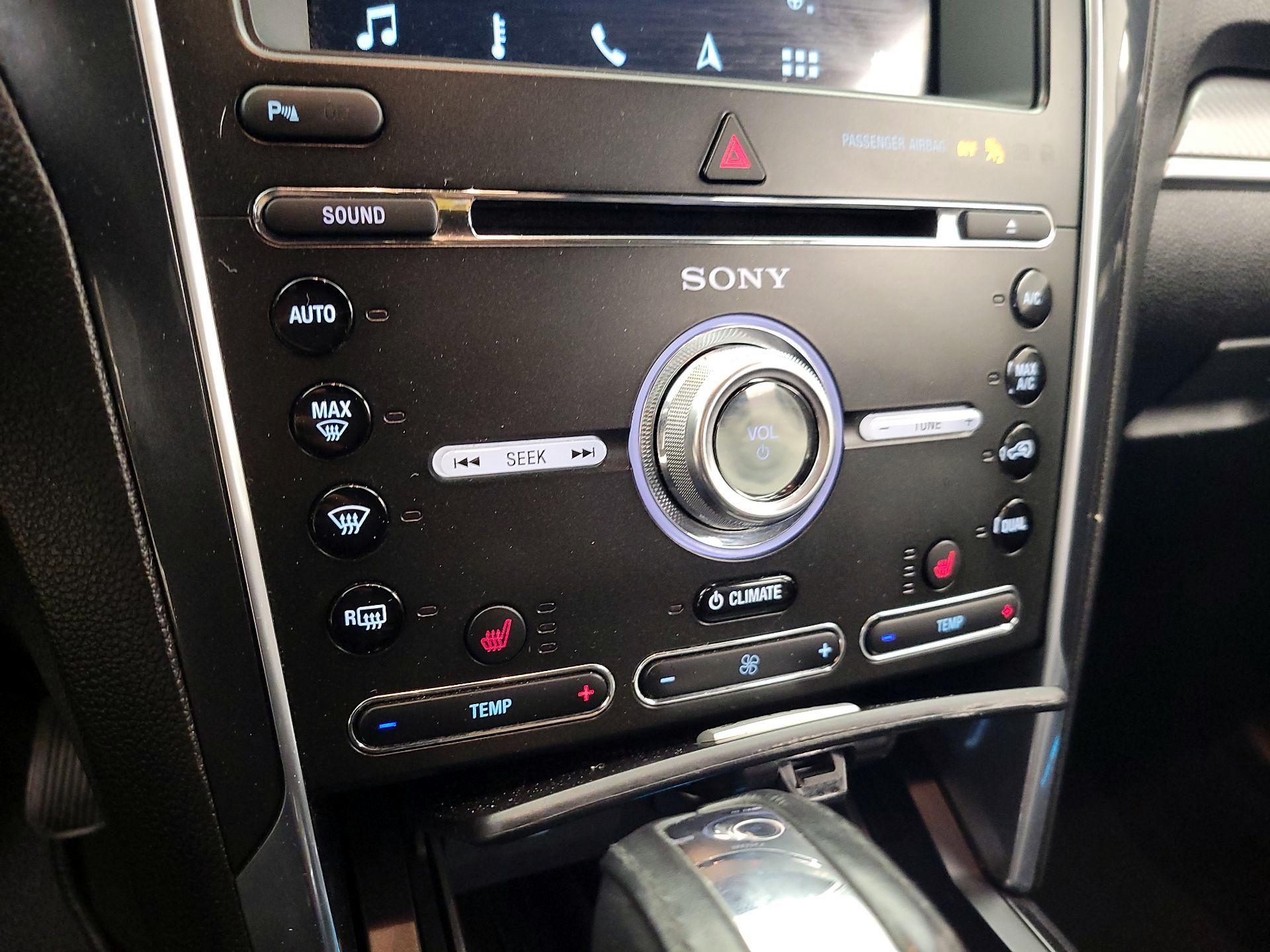 Thumbnail: 2018 Ford Explorer - 17