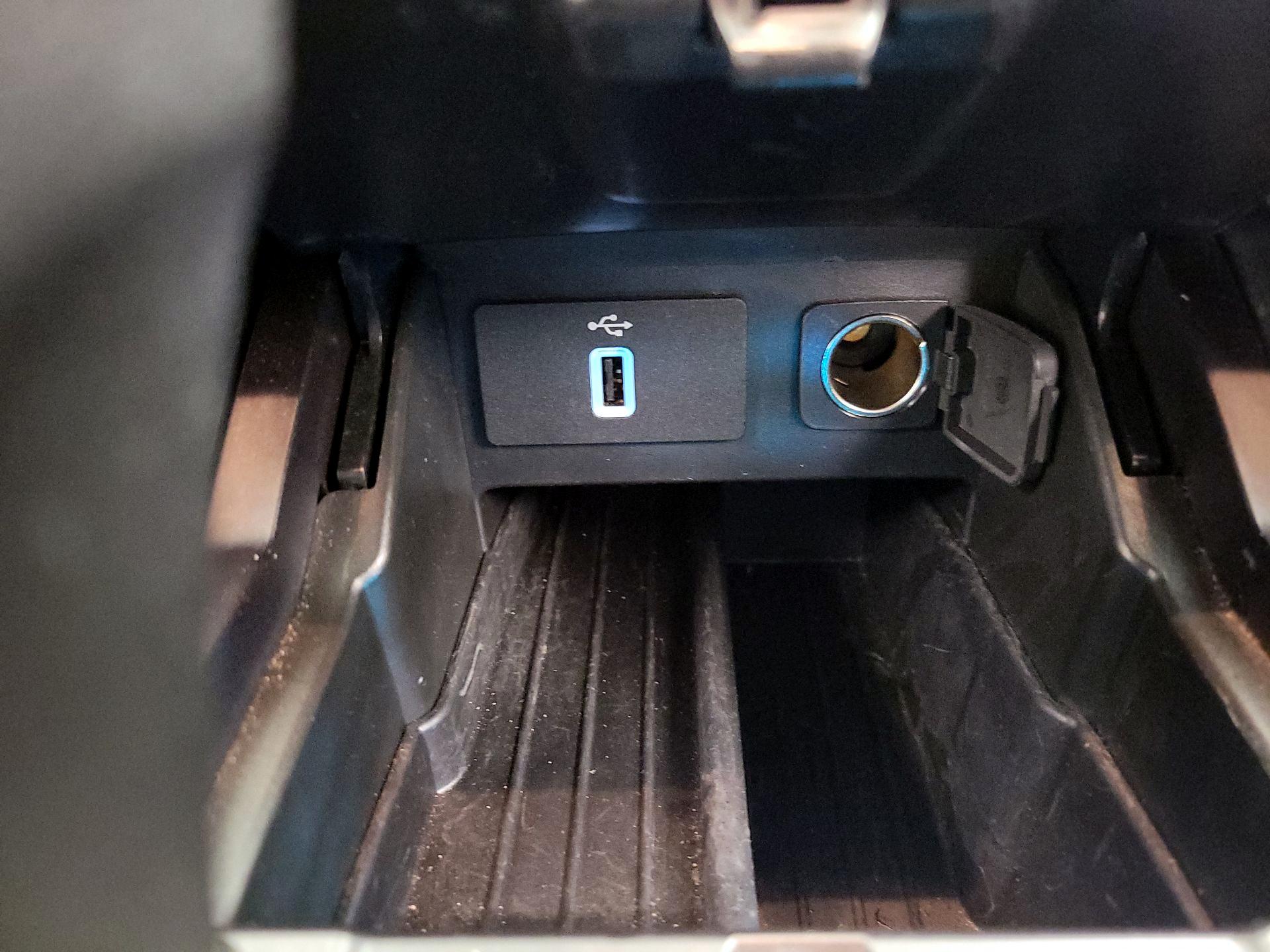 Thumbnail: 2018 Ford Explorer - 19