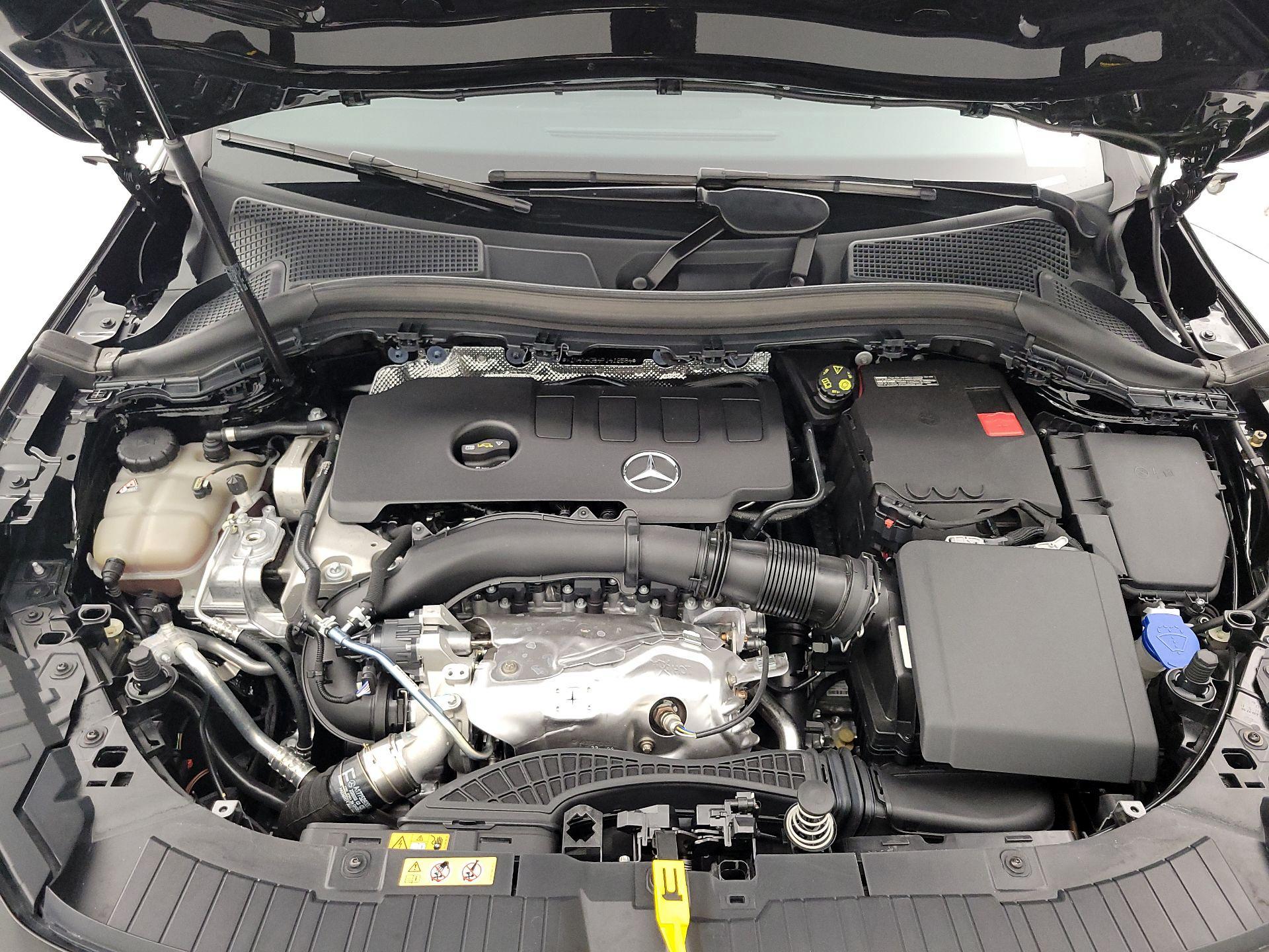 Thumbnail: 2023 Mercedes-Benz GLA - 20