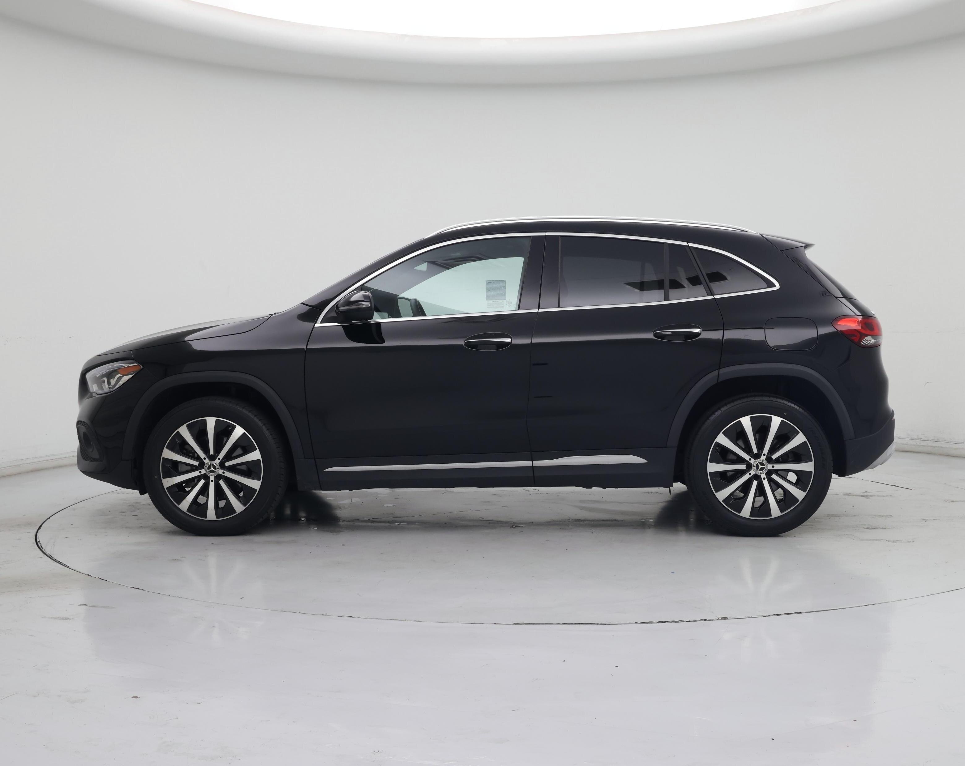 Thumbnail: 2023 Mercedes-Benz GLA - 3