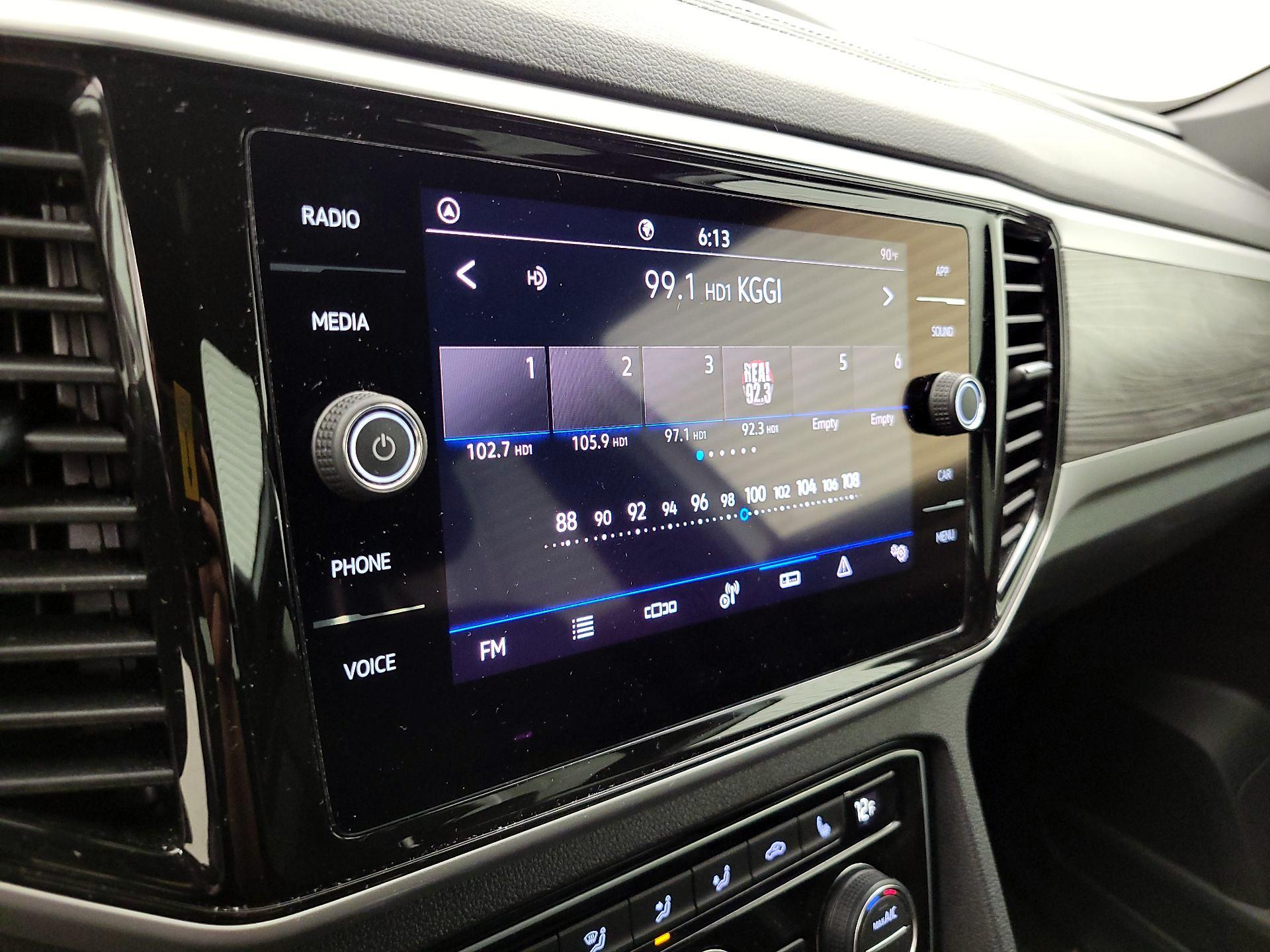 Thumbnail: 2022 Volkswagen Atlas - 15