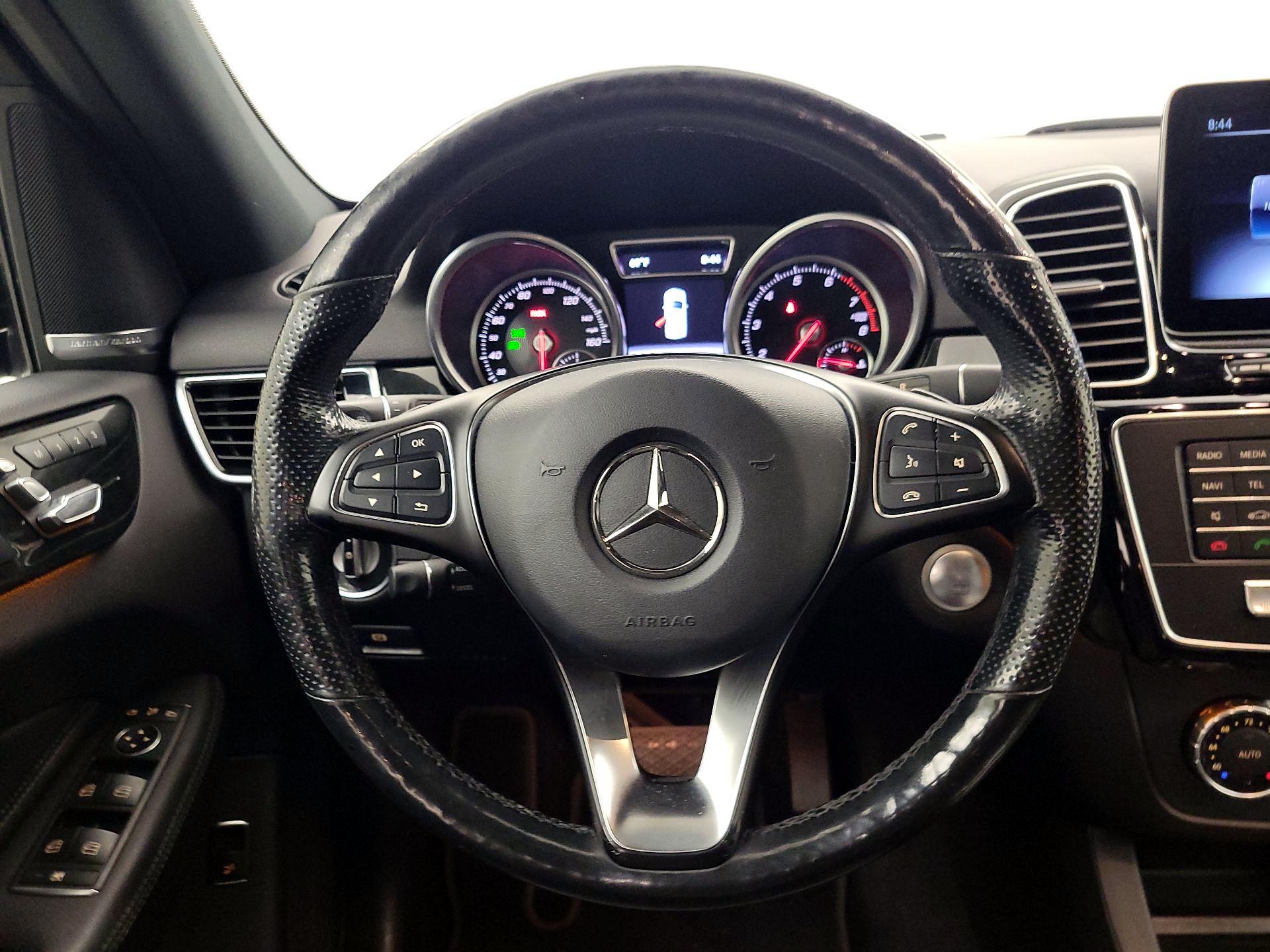 Thumbnail: 2018 Mercedes-Benz GLE - 10