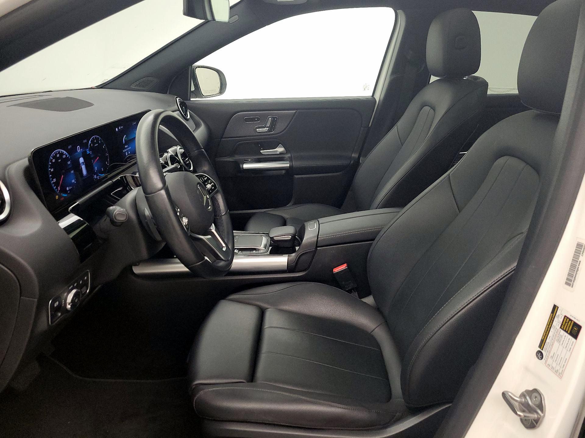 Thumbnail: 2022 Mercedes-Benz GLA - 11