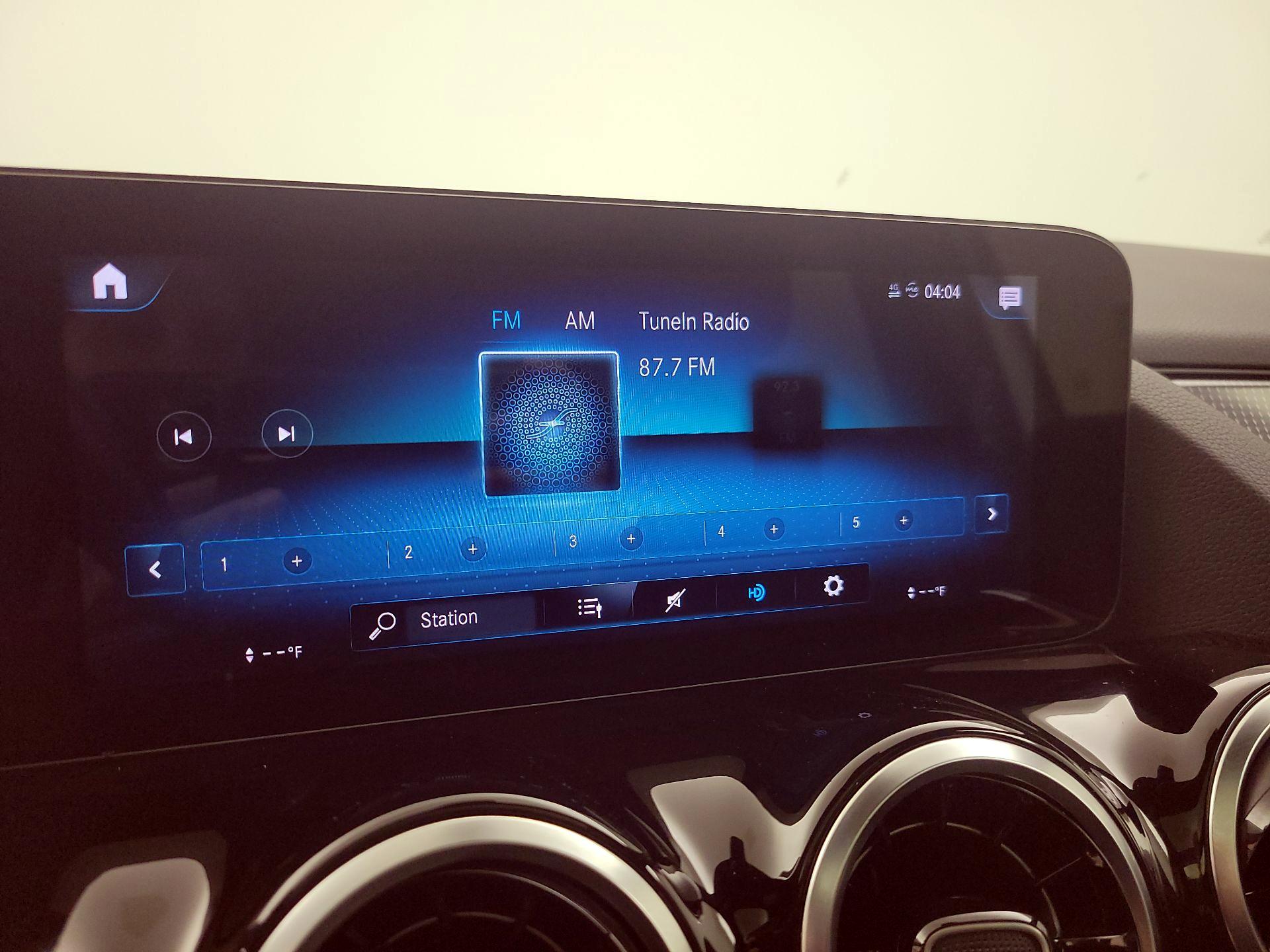 Thumbnail: 2022 Mercedes-Benz GLA - 14