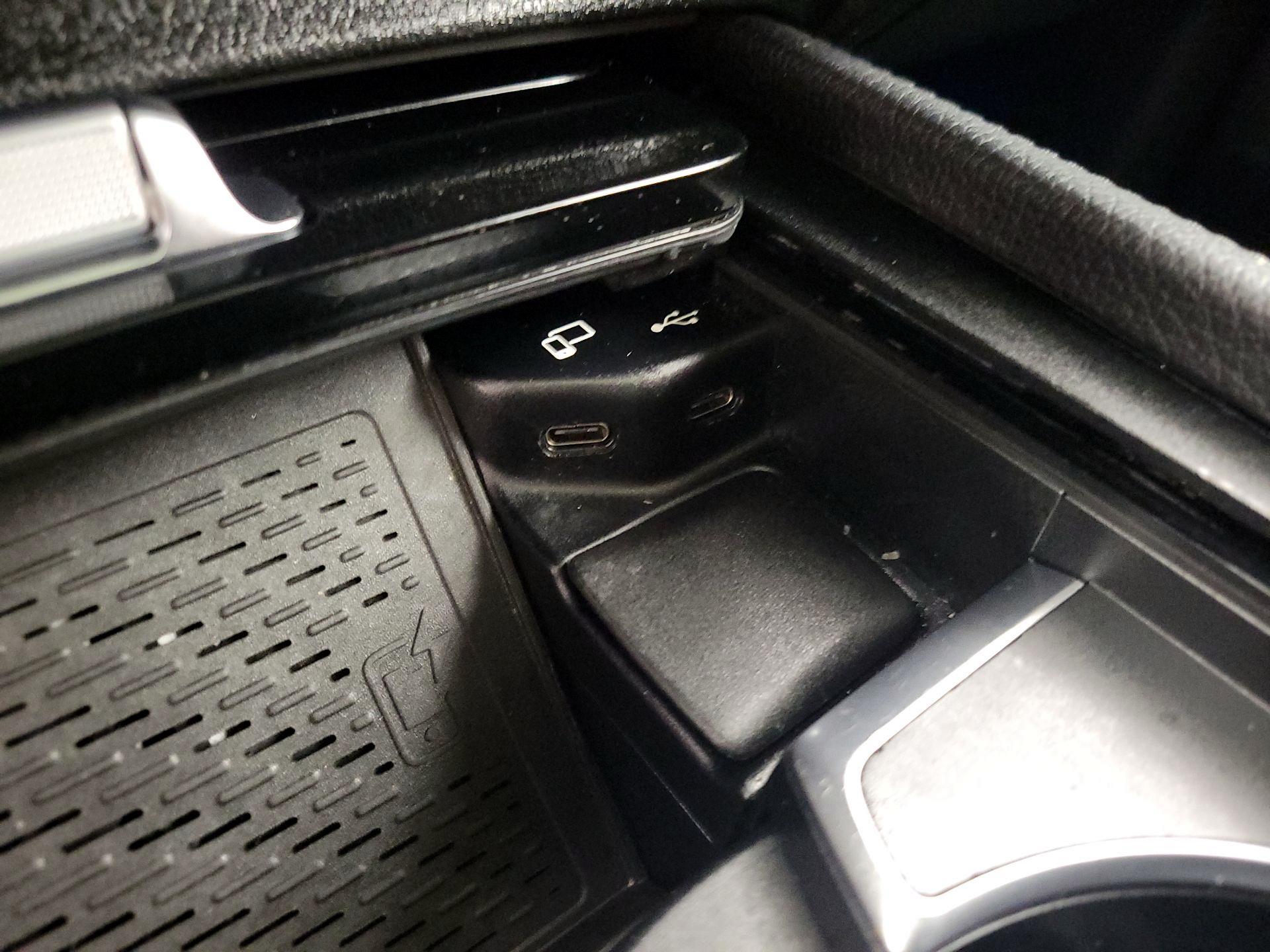 Thumbnail: 2021 Mercedes-Benz GLE - 19