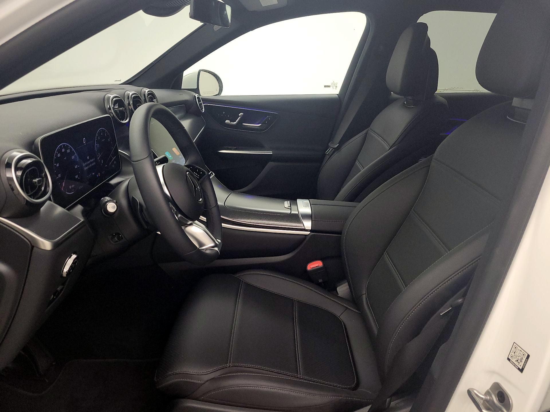 Thumbnail: 2025 Mercedes-Benz GLC - 11