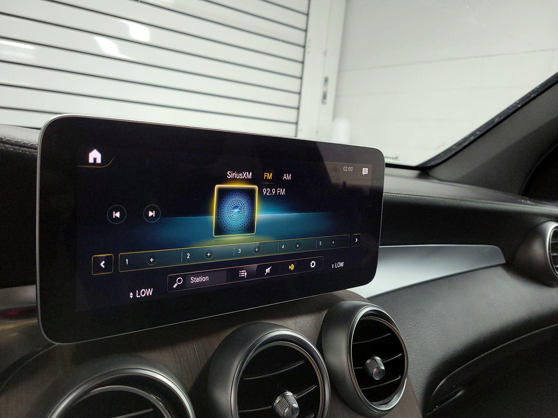 Thumbnail: 2023 Mercedes-Benz GLC - 15