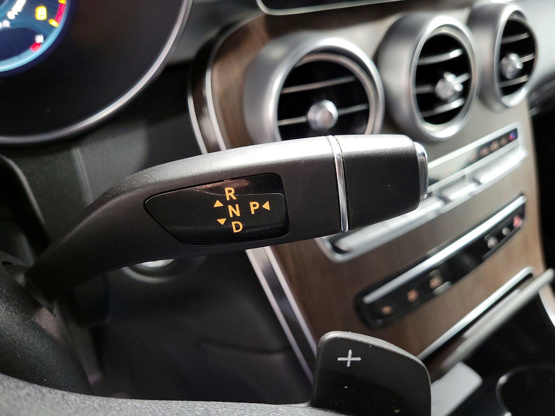 Thumbnail: 2023 Mercedes-Benz GLC - 17