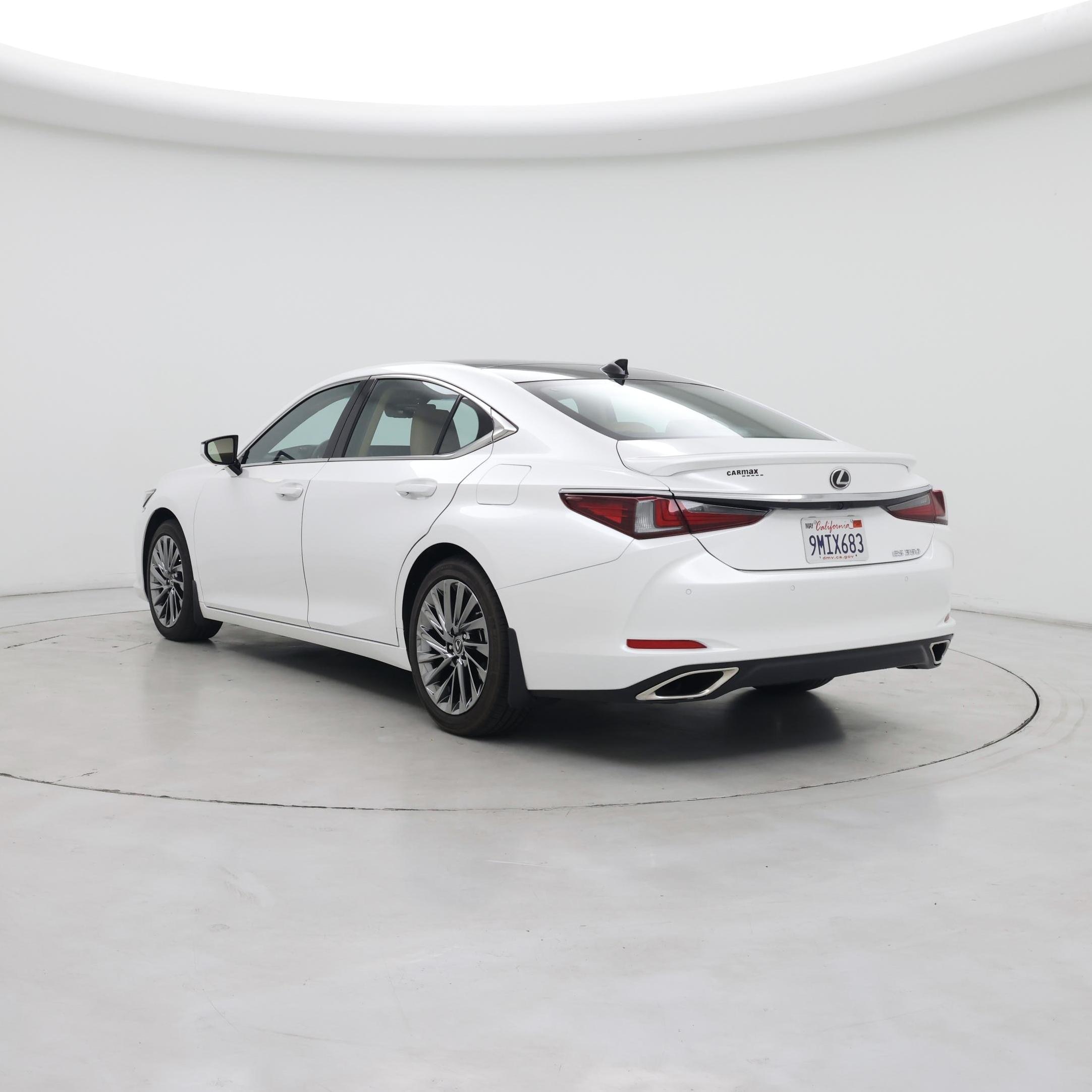 Thumbnail: 2024 Lexus ES - 2