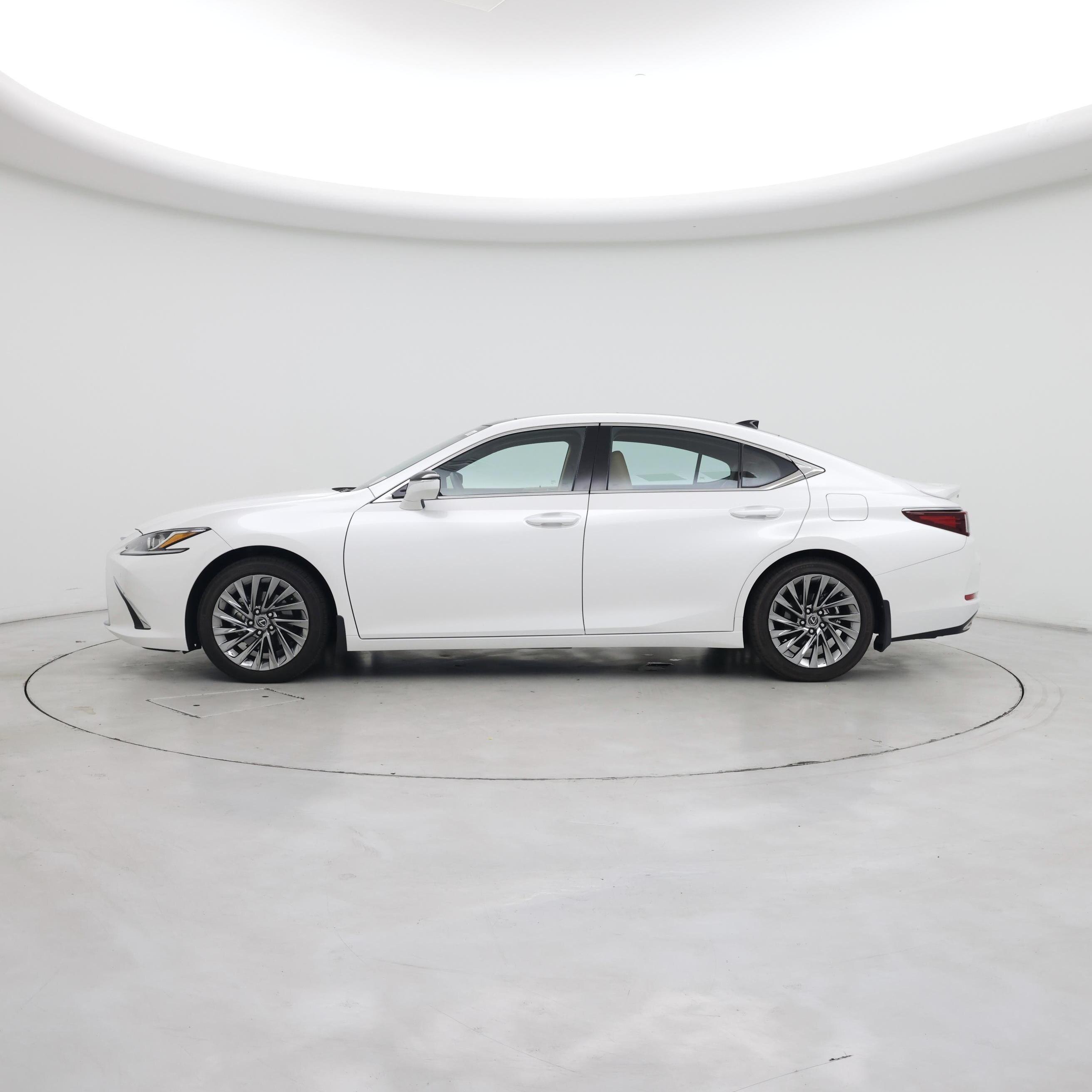 Thumbnail: 2024 Lexus ES - 3