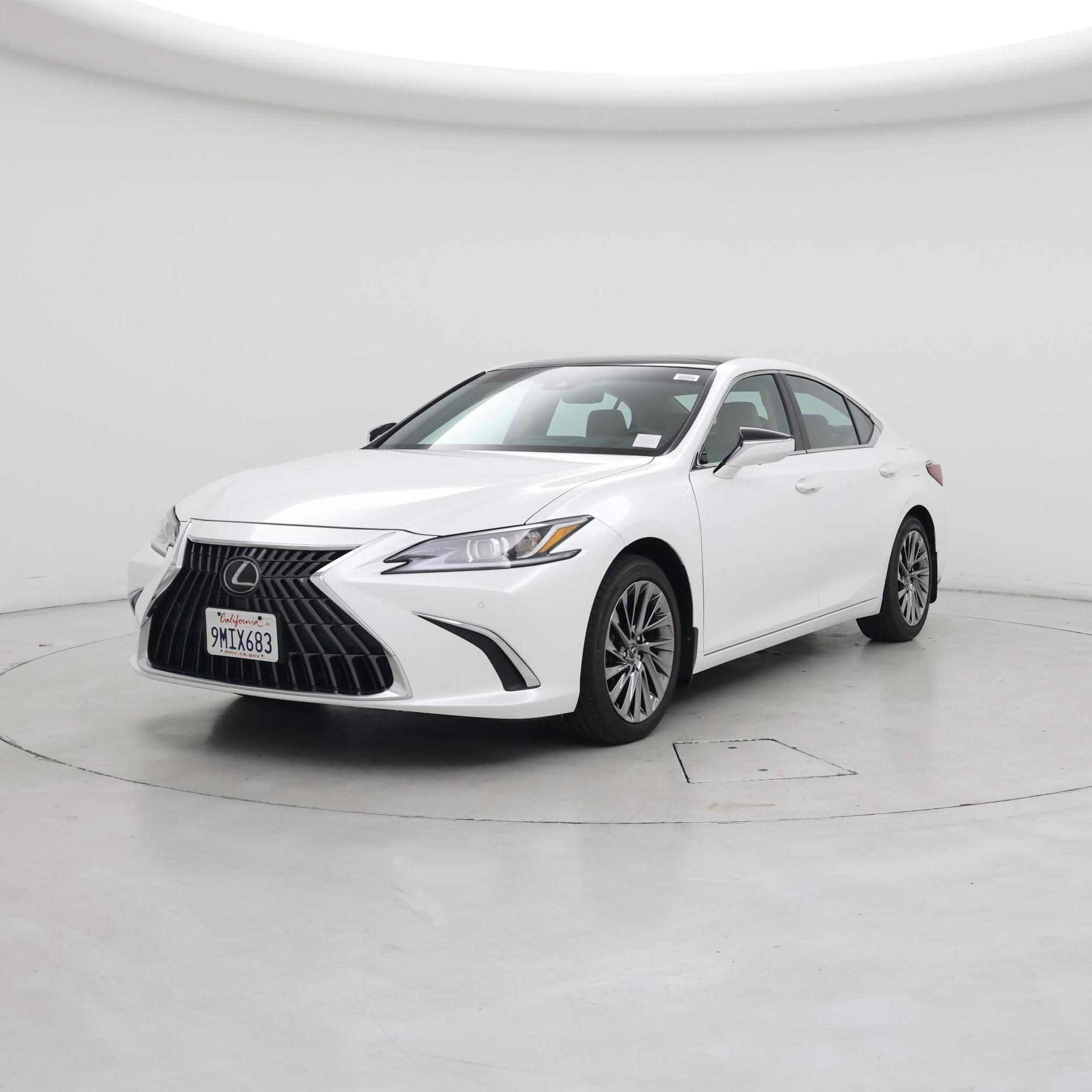 Thumbnail: 2024 Lexus ES - 4