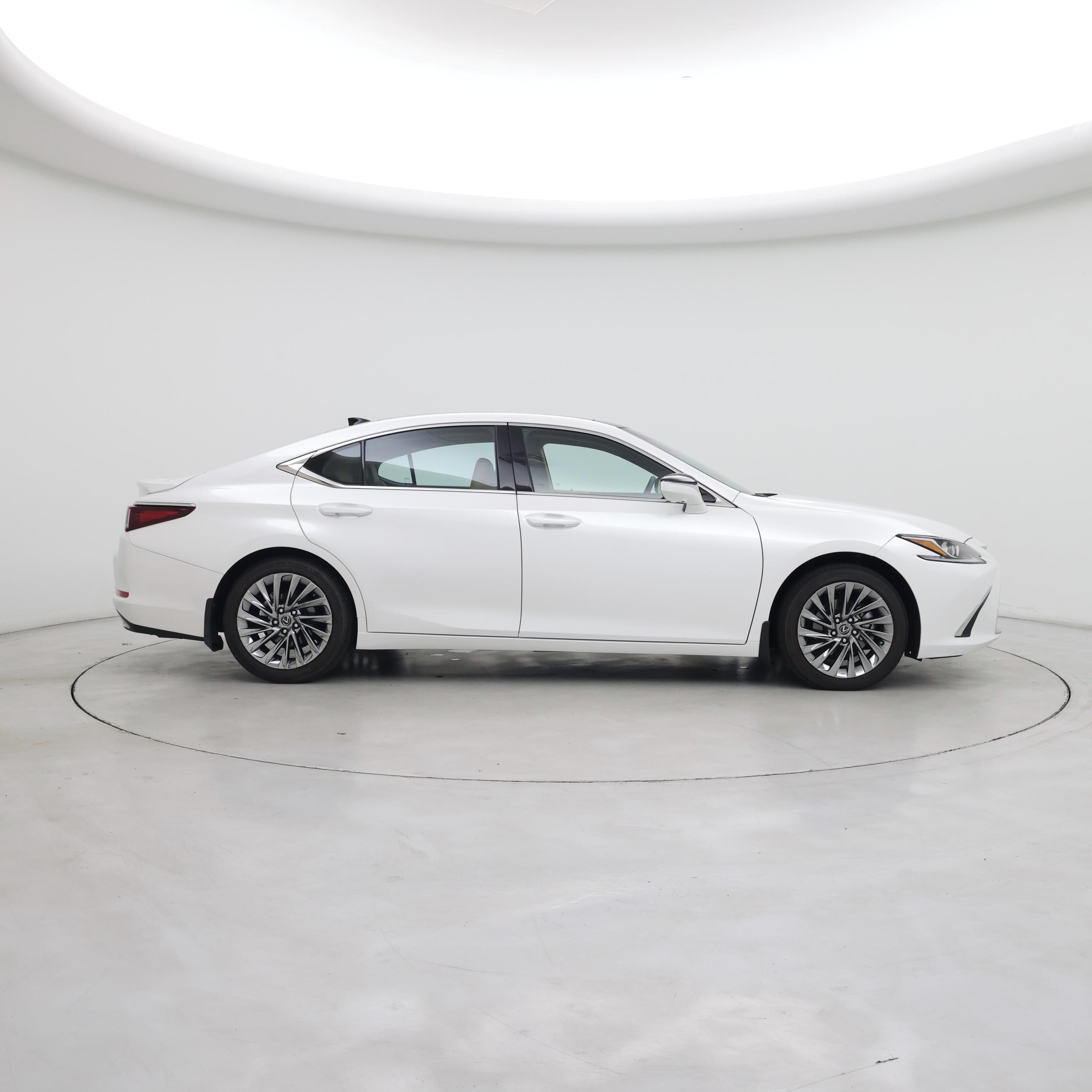 Thumbnail: 2024 Lexus ES - 7