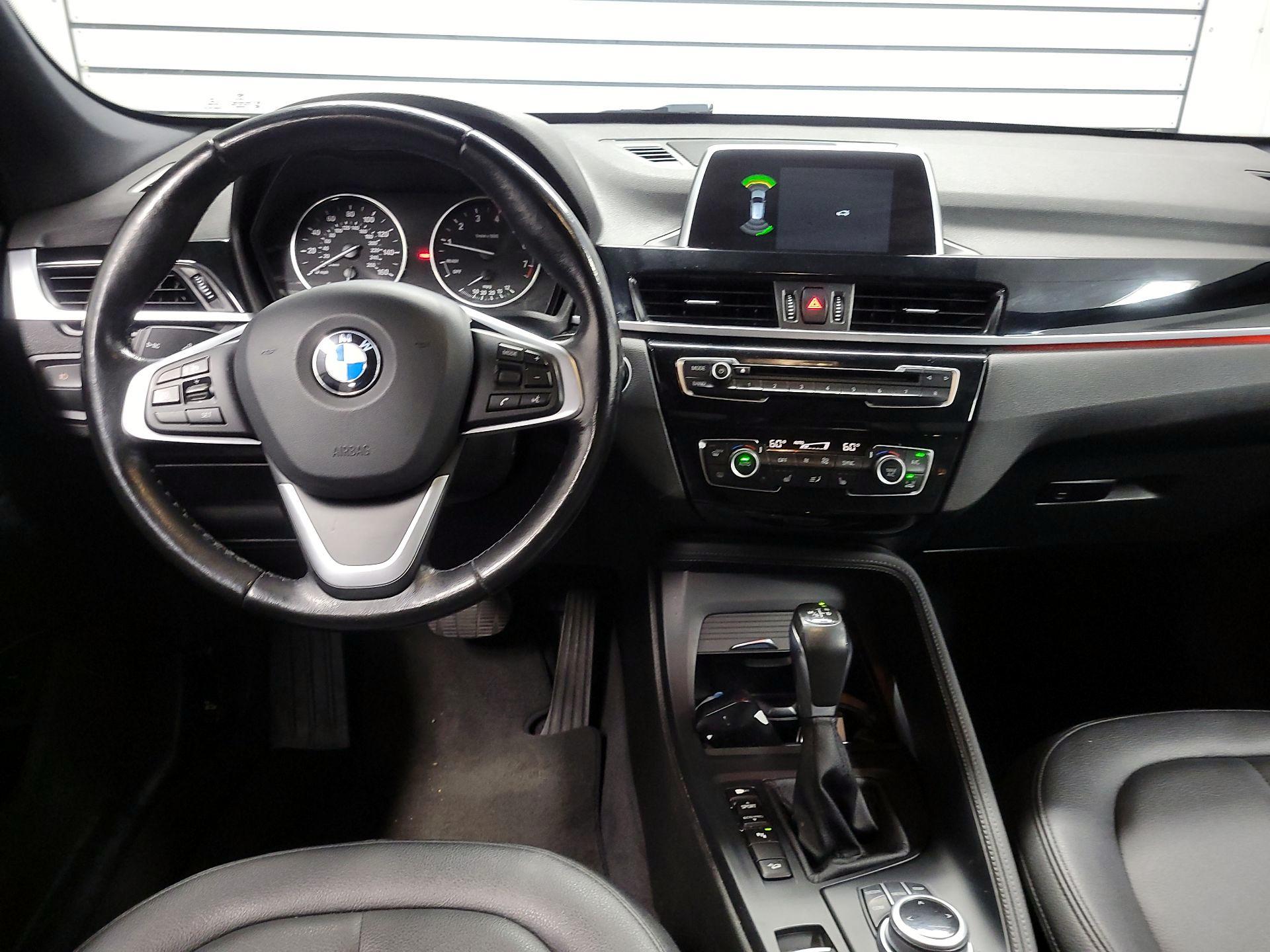 Thumbnail: 2018 BMW X1 - 9