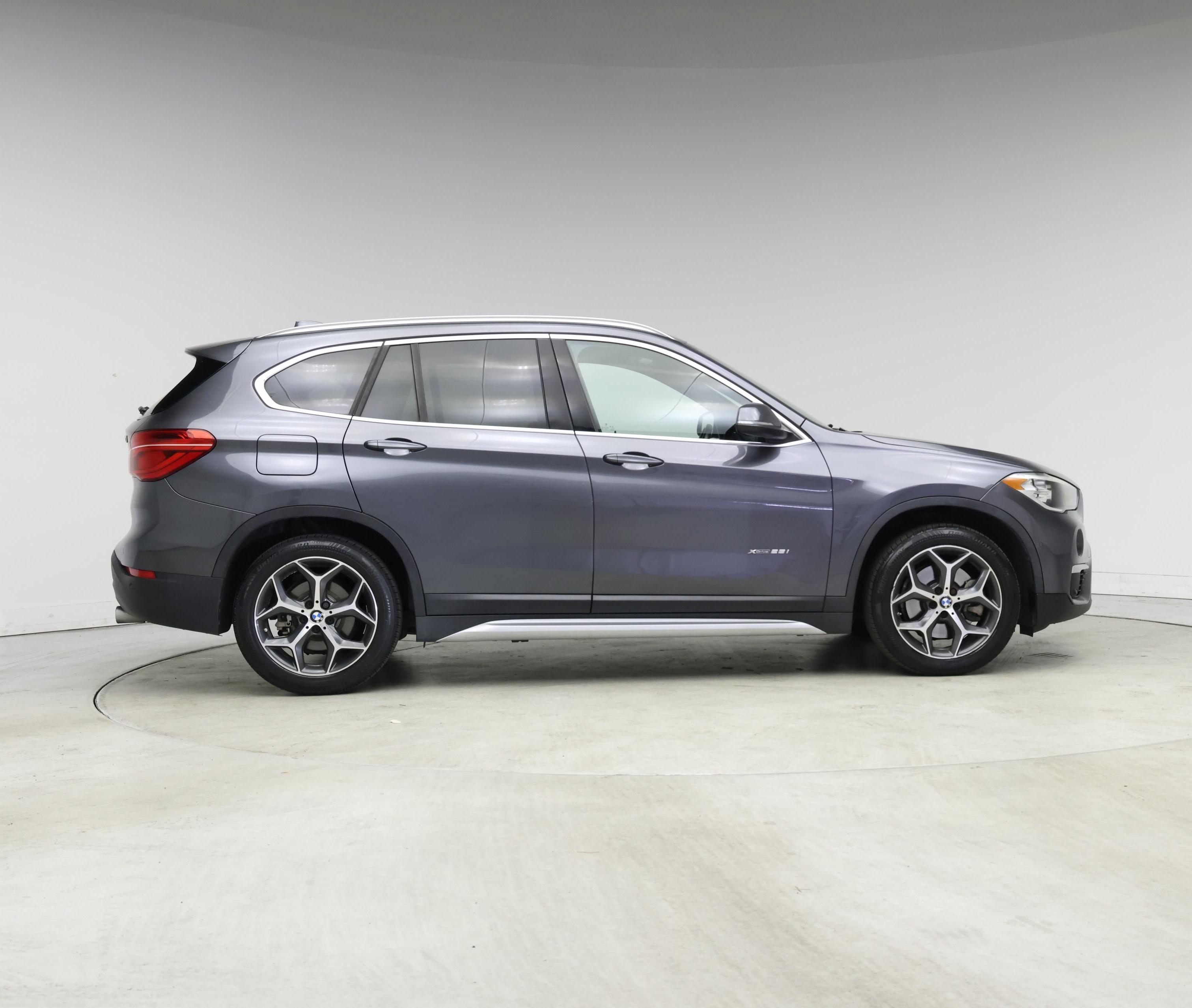 Thumbnail: 2018 BMW X1 - 7